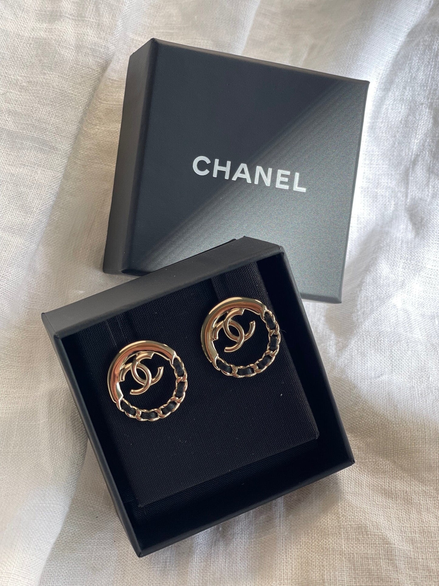 CHANEL 22P Light Gold & Black CC Logo Circle Earrings