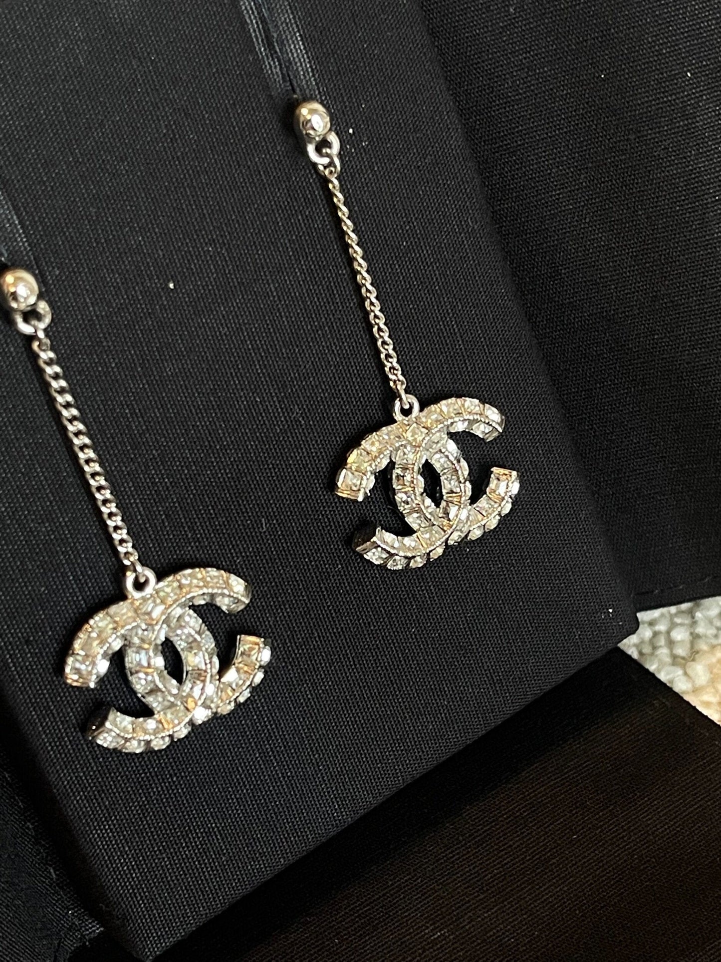 Chanel CC Earring Silver & Crystal
