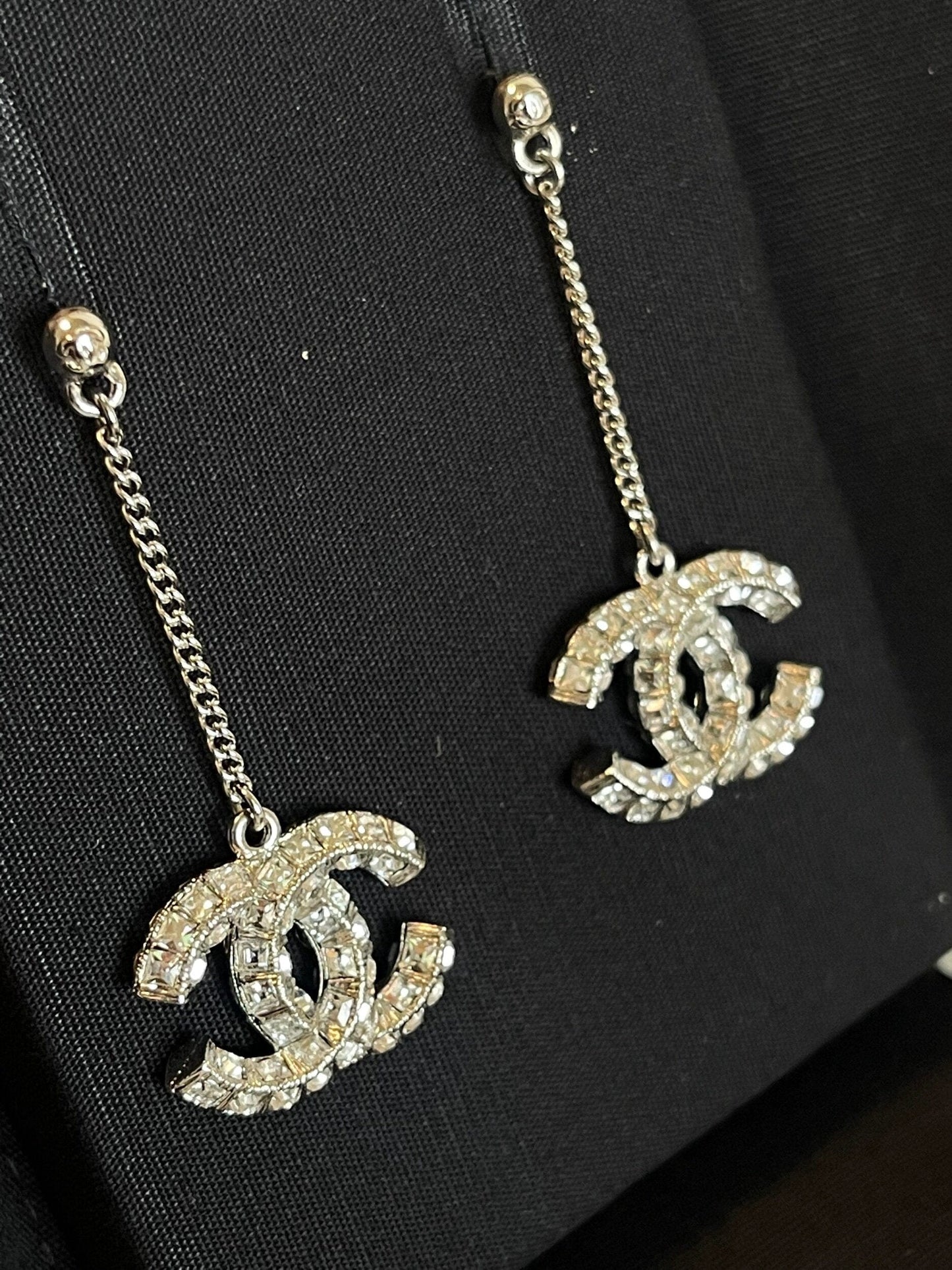 Chanel CC Earring Silver & Crystal