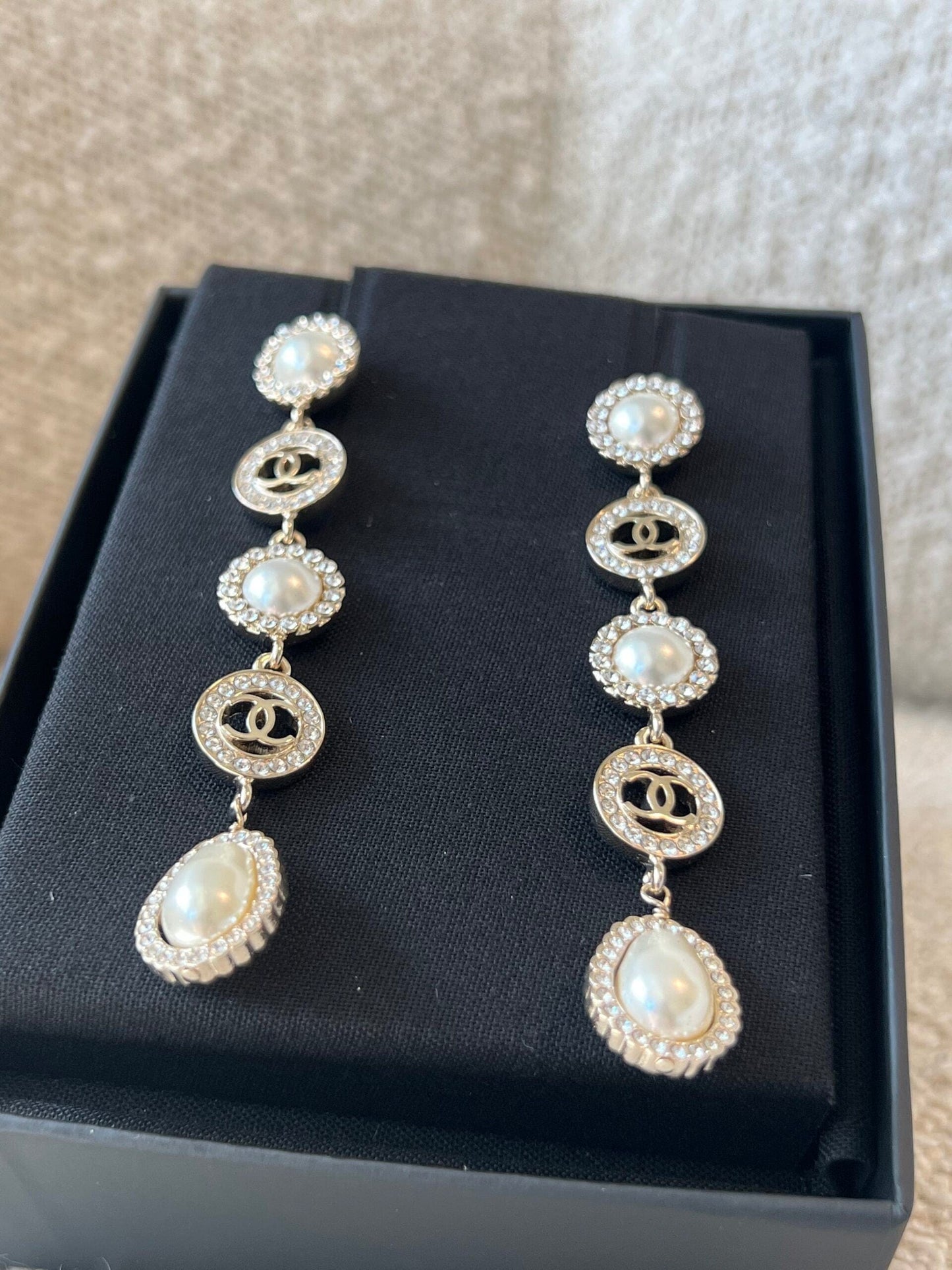 Crystal & Pearl CC Dangle Earrings