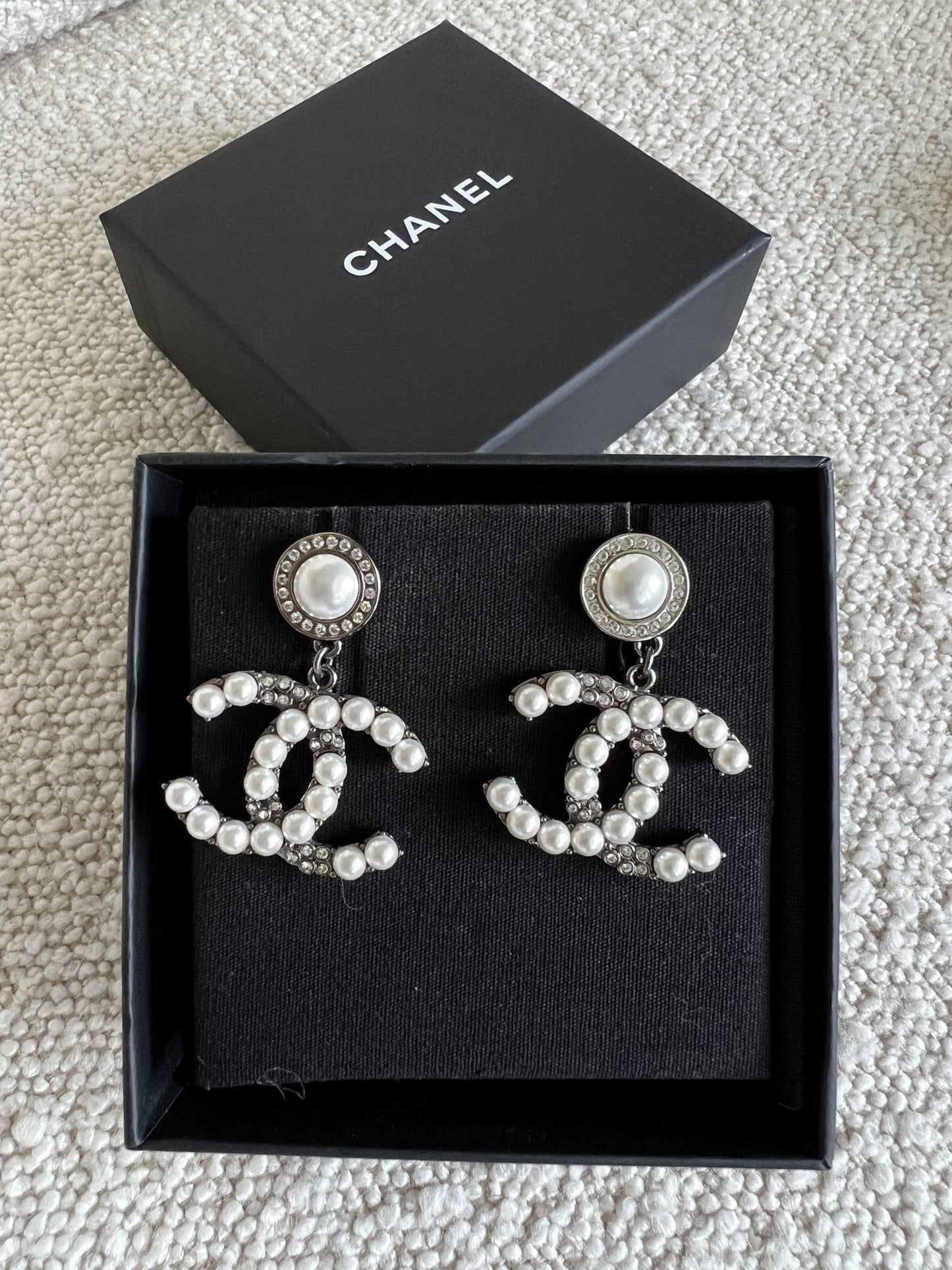 Chanel Dangle Earrings - Ruthenium