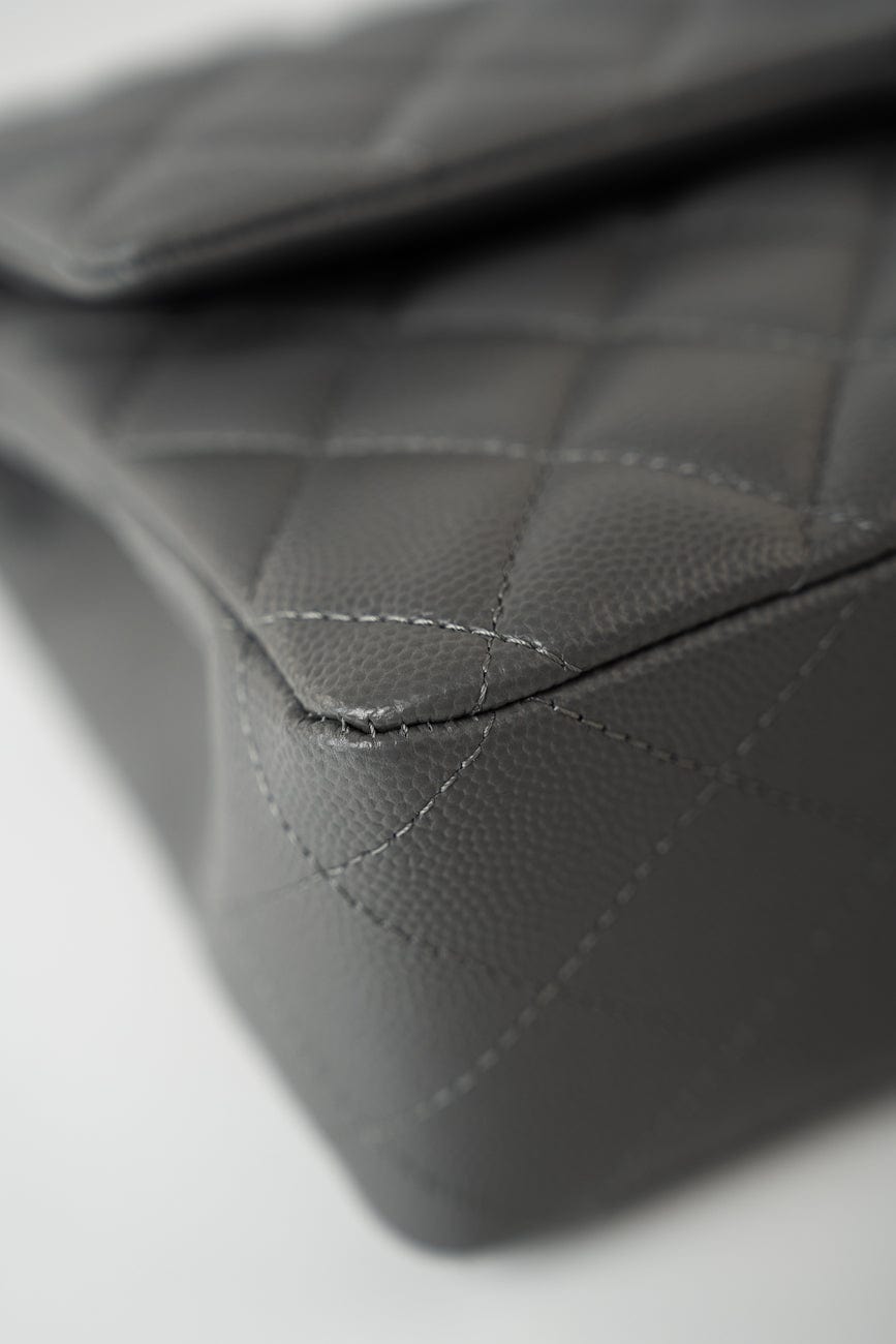 17B Grey Caviar Quilted Classic Flap Medium Silver Hardware