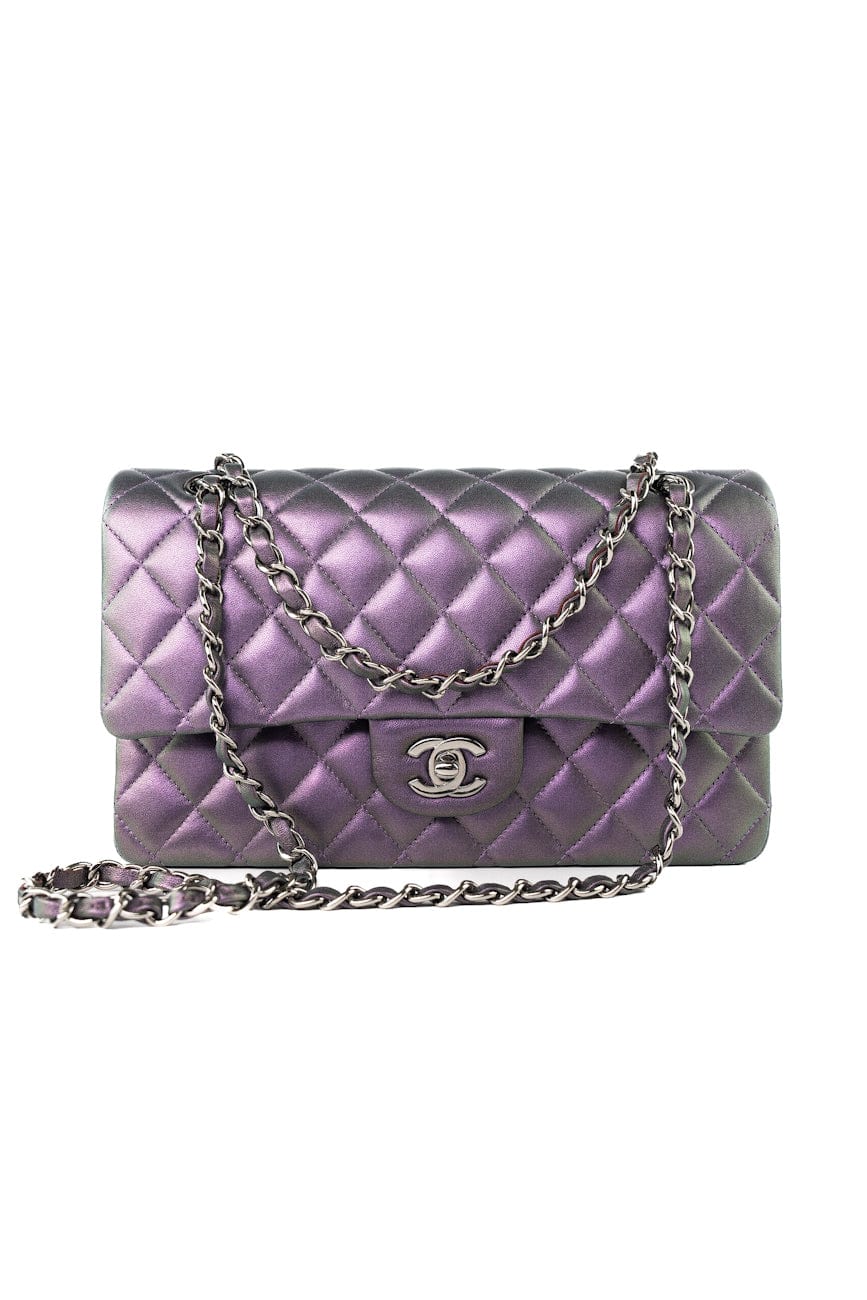 17S Purple Iridescent Lambskin Quilted Classic Flap Medium
