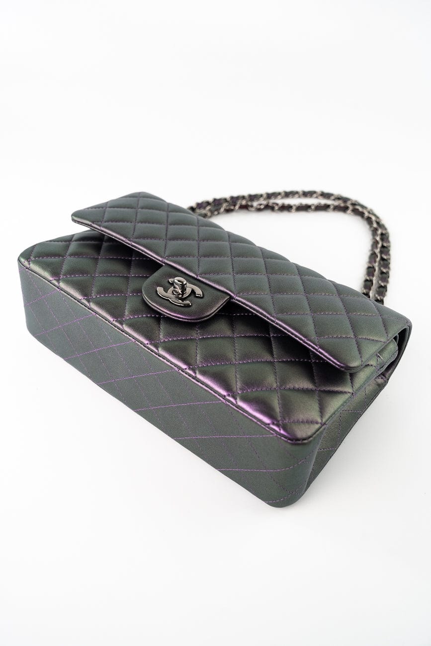 17S Purple Iridescent Lambskin Quilted Classic Flap Medium
