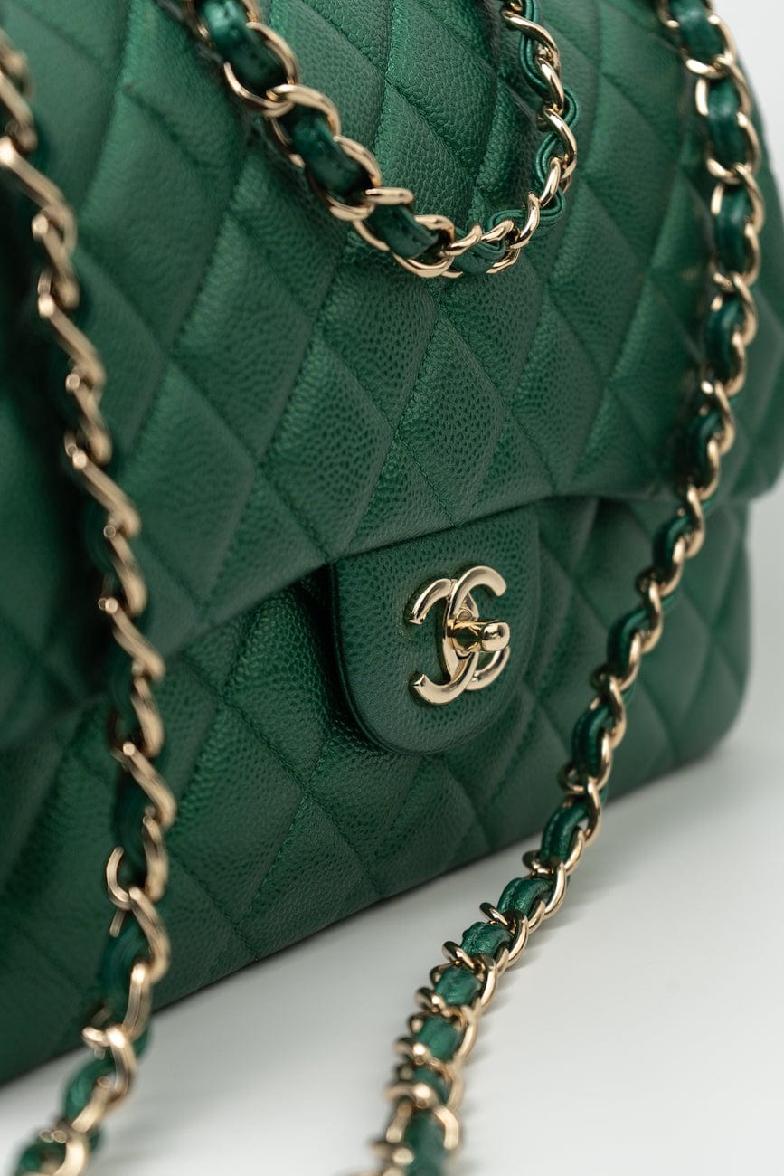 18S Emerald Green Caviar Quilted Classic Flap Jumbo Light Gold Hardware