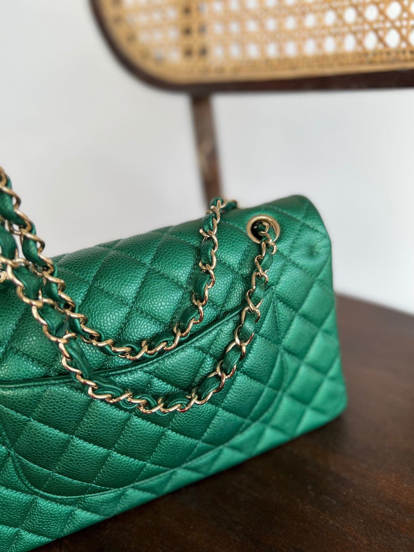 18S Emerald Green Caviar Quilted Classic Flap Medium Light Gold Hardware