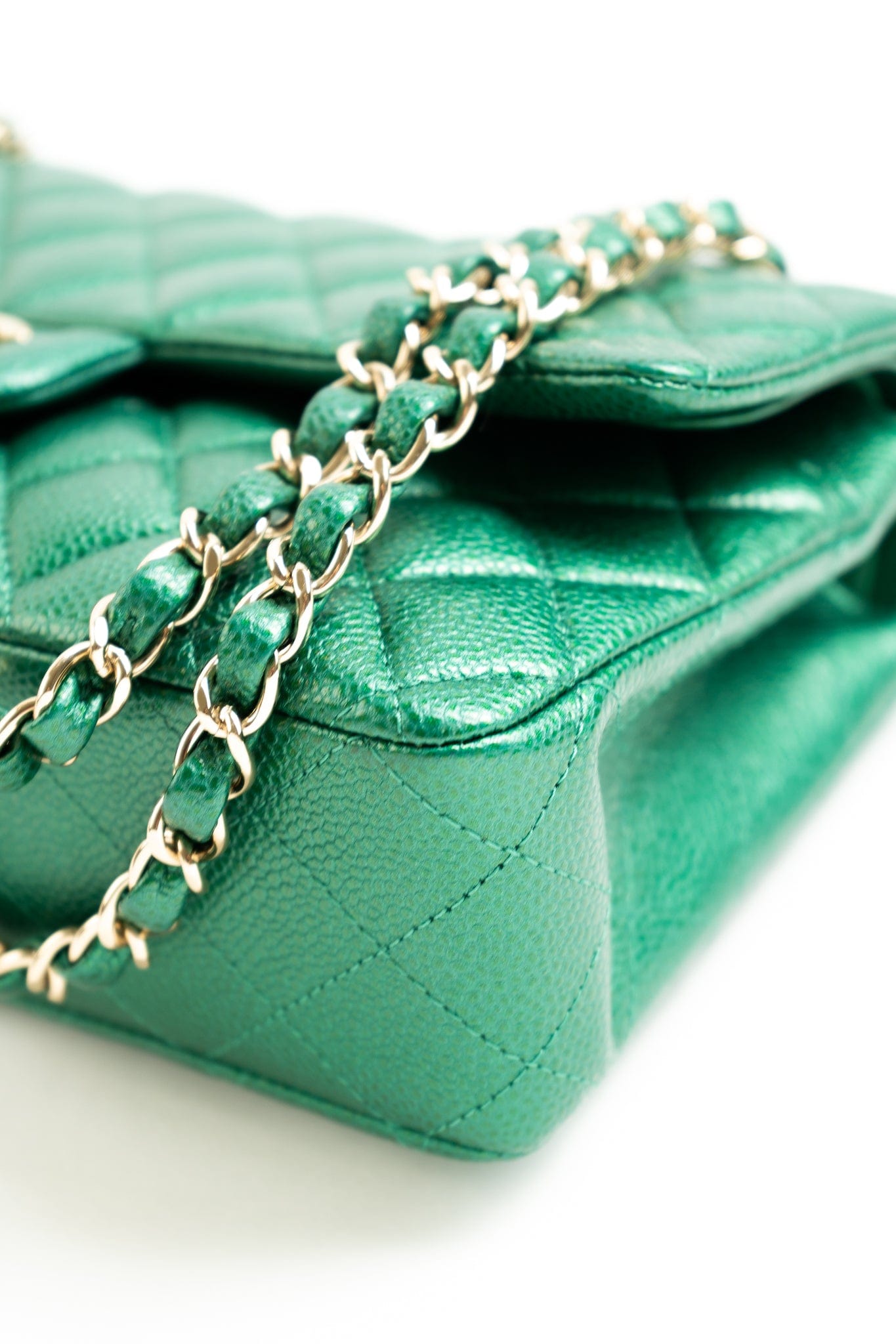 18S Emerald Green Caviar Quilted Classic Flap Medium Light Gold Hardware