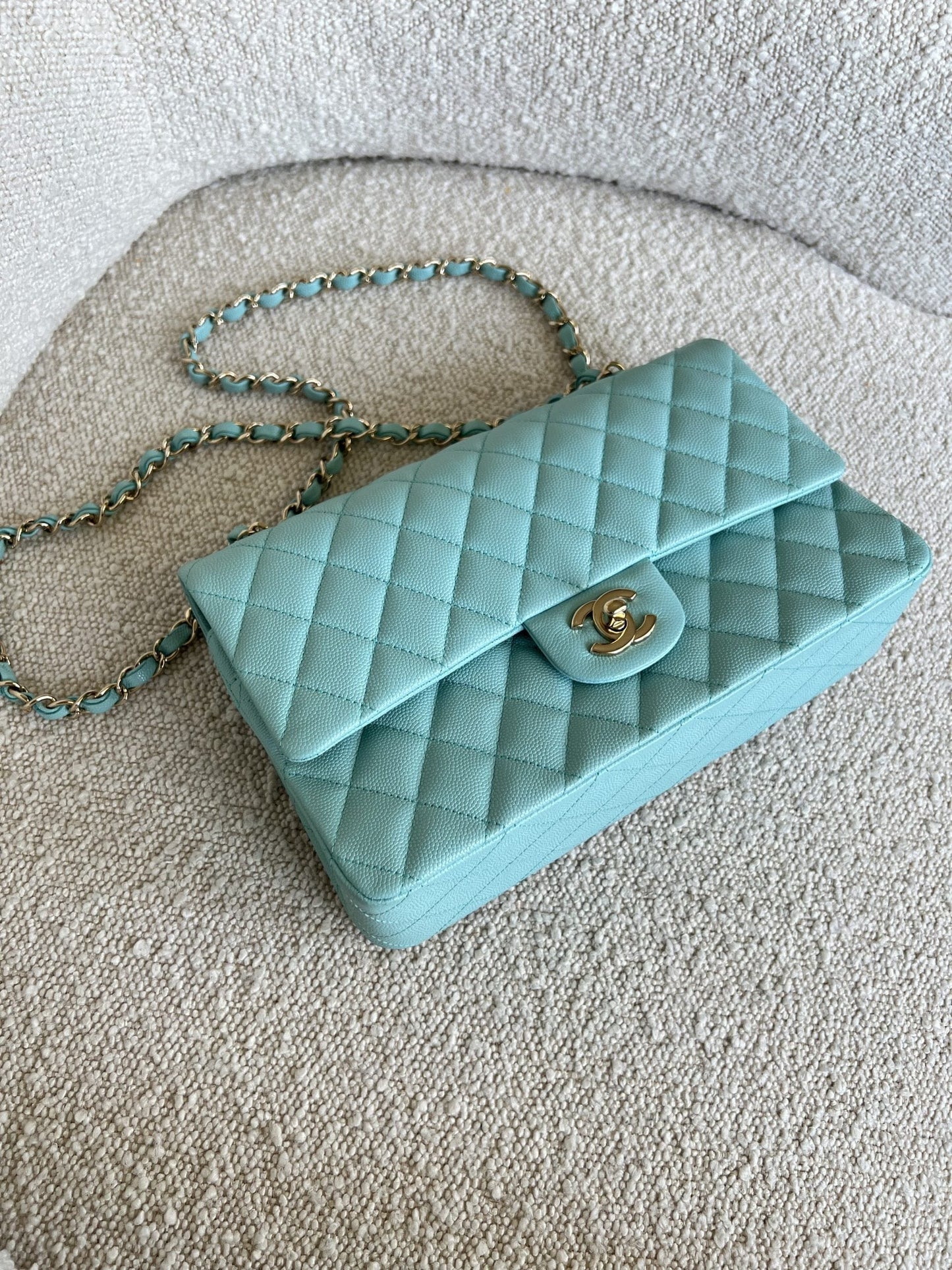19C Tiffany Blue  Caviar Quilted Classic Flap Medium LGHW
