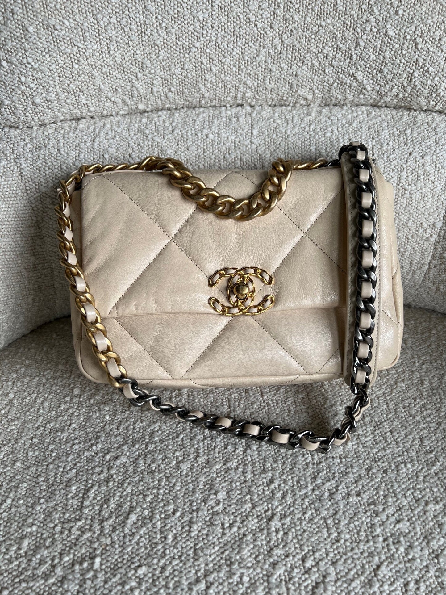 20A Small Beige Goatskin 19 Flap Mixed Hardware