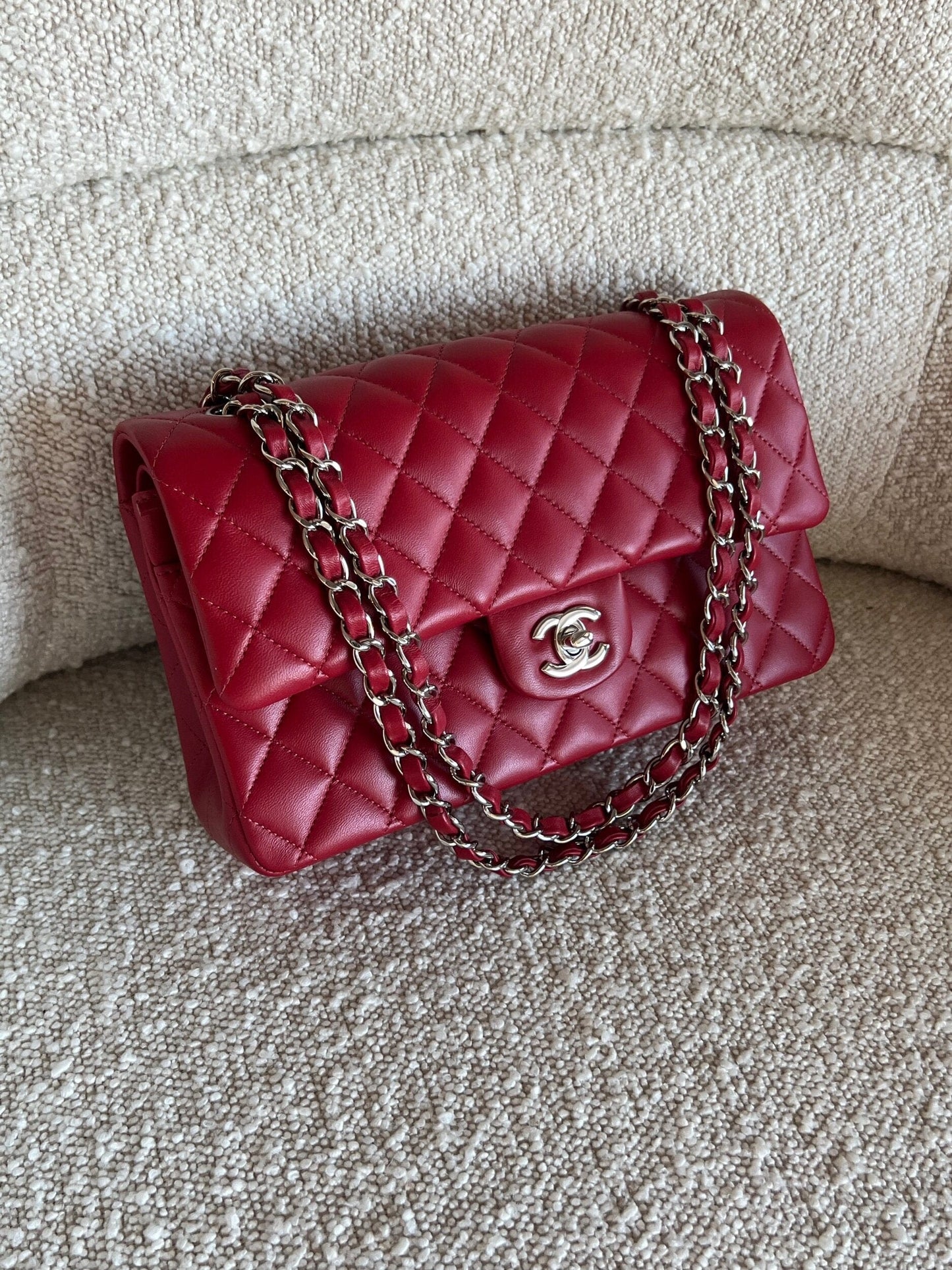 20B Red Lambskin Quilted Classic Flap Medium SHW