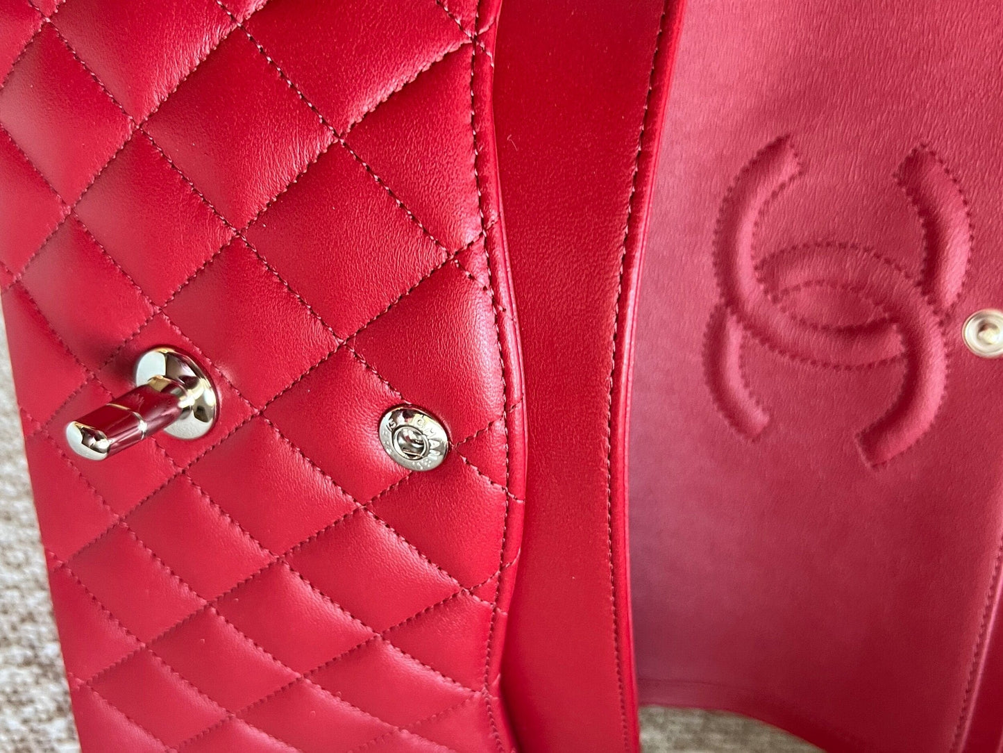 20B Red Lambskin Quilted Classic Flap Medium SHW