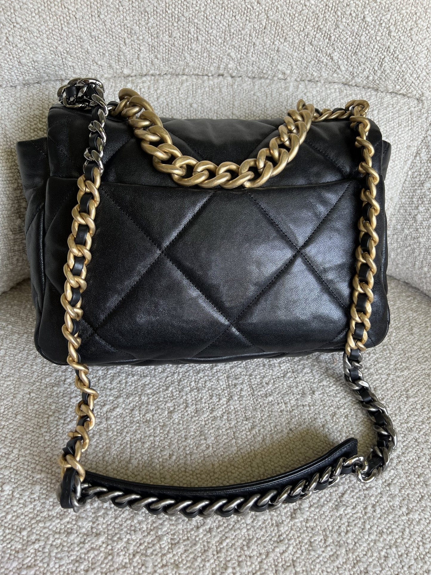 20C Black Lambskin Quilted 19 Flap Medium/Large Mixed Hardware