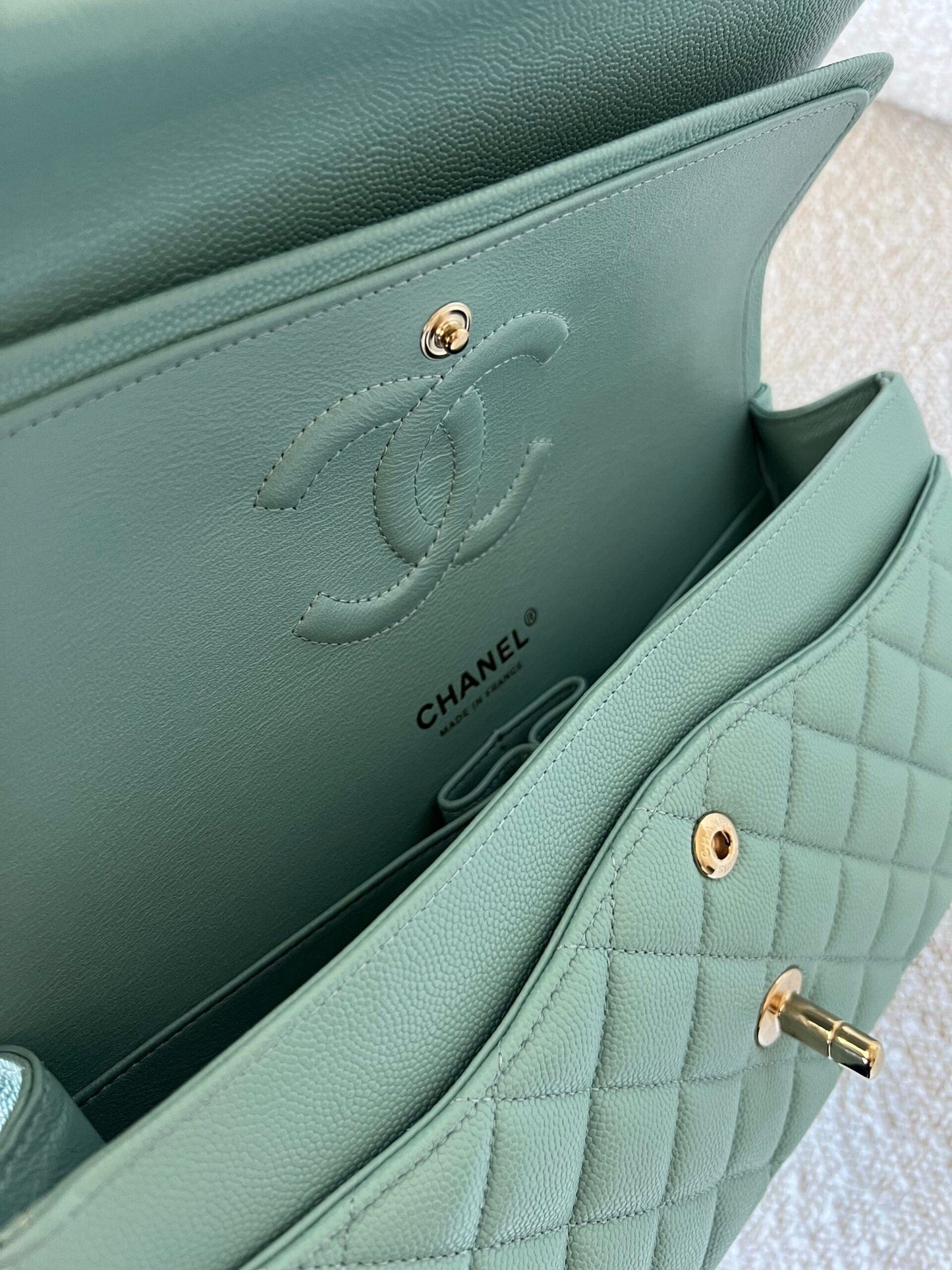 20C Tiffany Blue Caviar Quilted Classic Double Flap Medium Light Gold Hardware