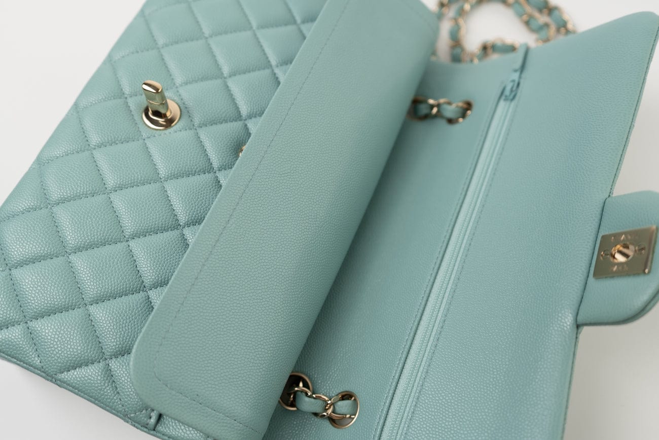 20C Tiffany Blue Caviar Quilted Classic Flap Medium Light Gold Hardware