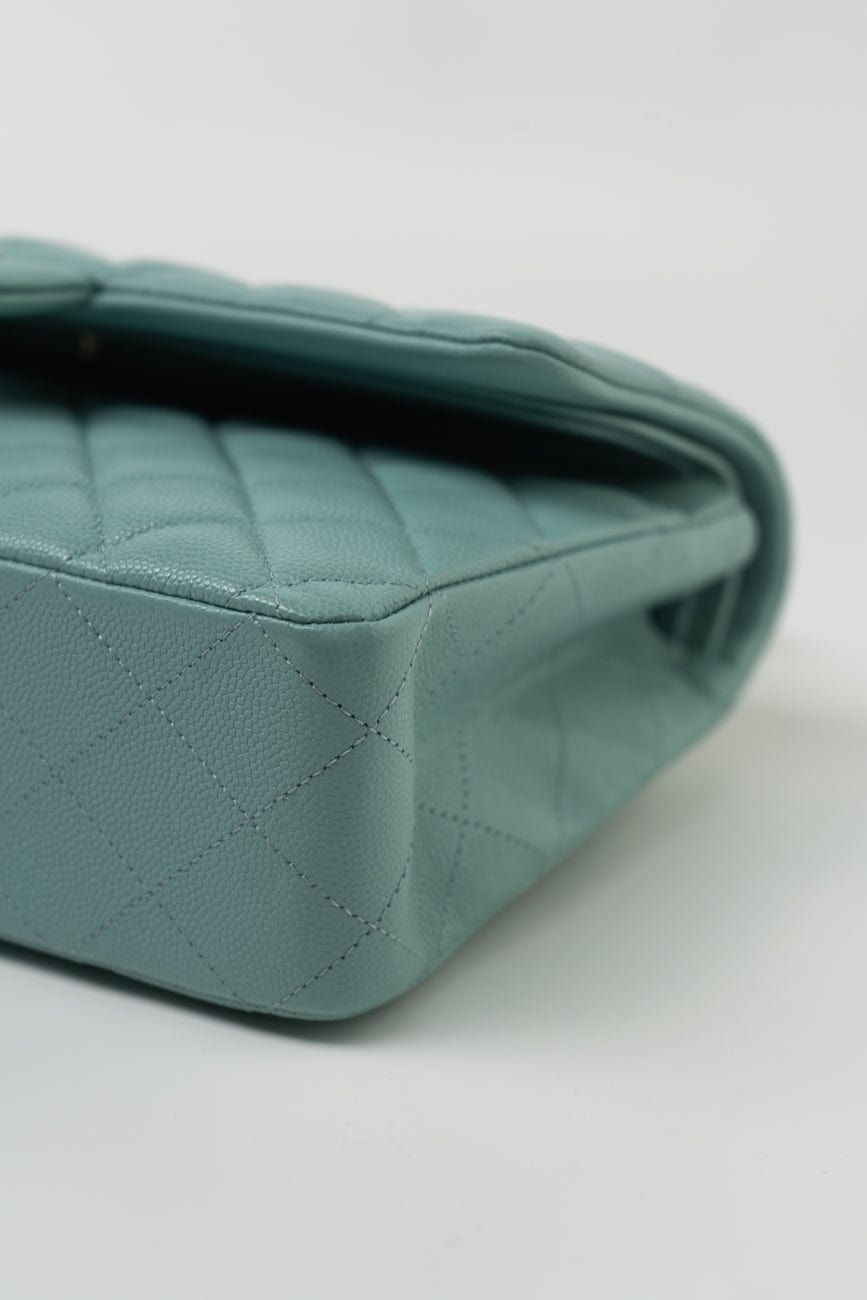 20C Tiffany Blue Caviar Quilted Classic Flap Medium Light Gold Hardware