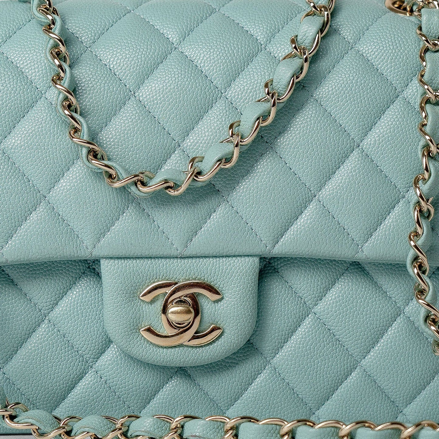 20C Tiffany Blue Caviar Quilted Classic Flap Medium Light Gold Hardware