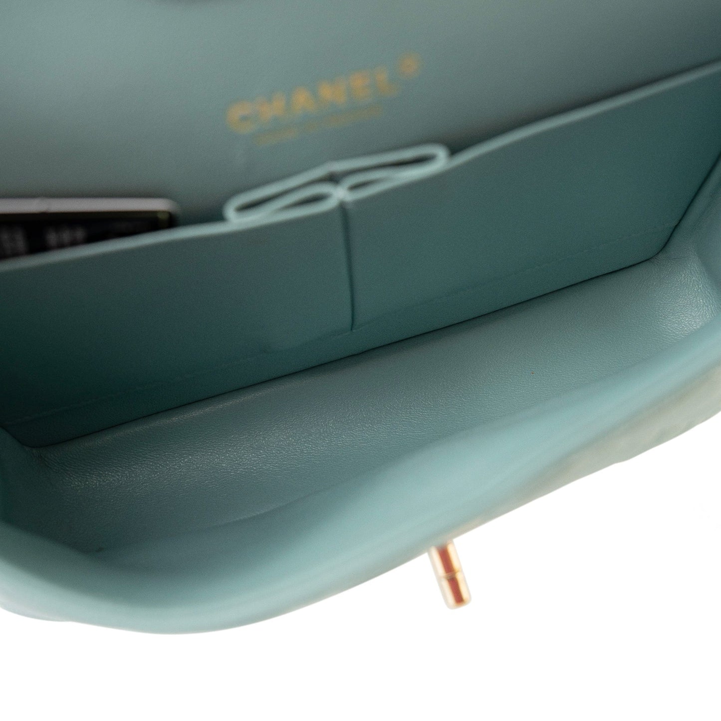 20C Tiffany Blue Caviar Quilted Classic Flap Medium Light Gold Hardware