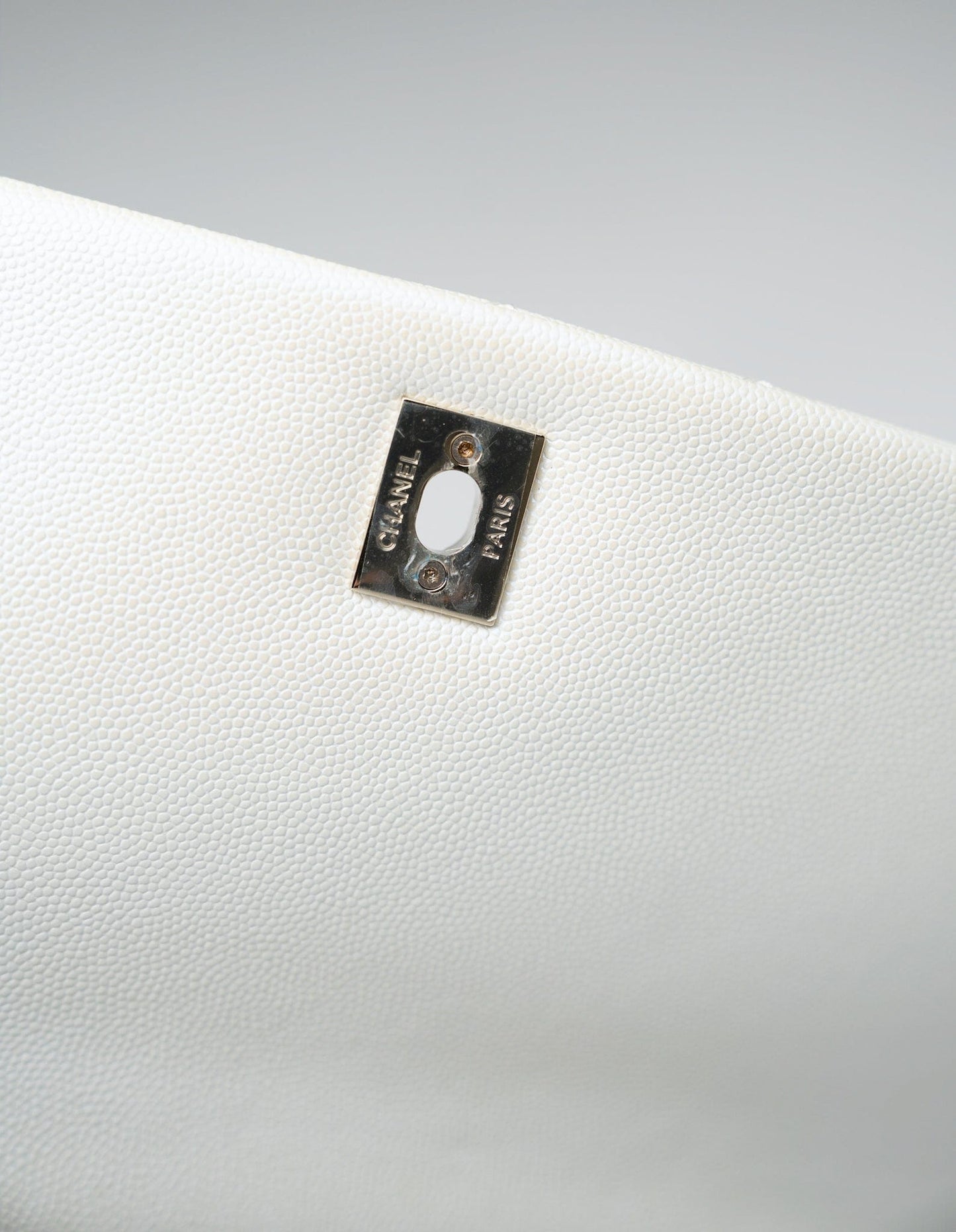 20K Iridescent White Caviar Quilted Coco Handle Medium Light Gold Hardware