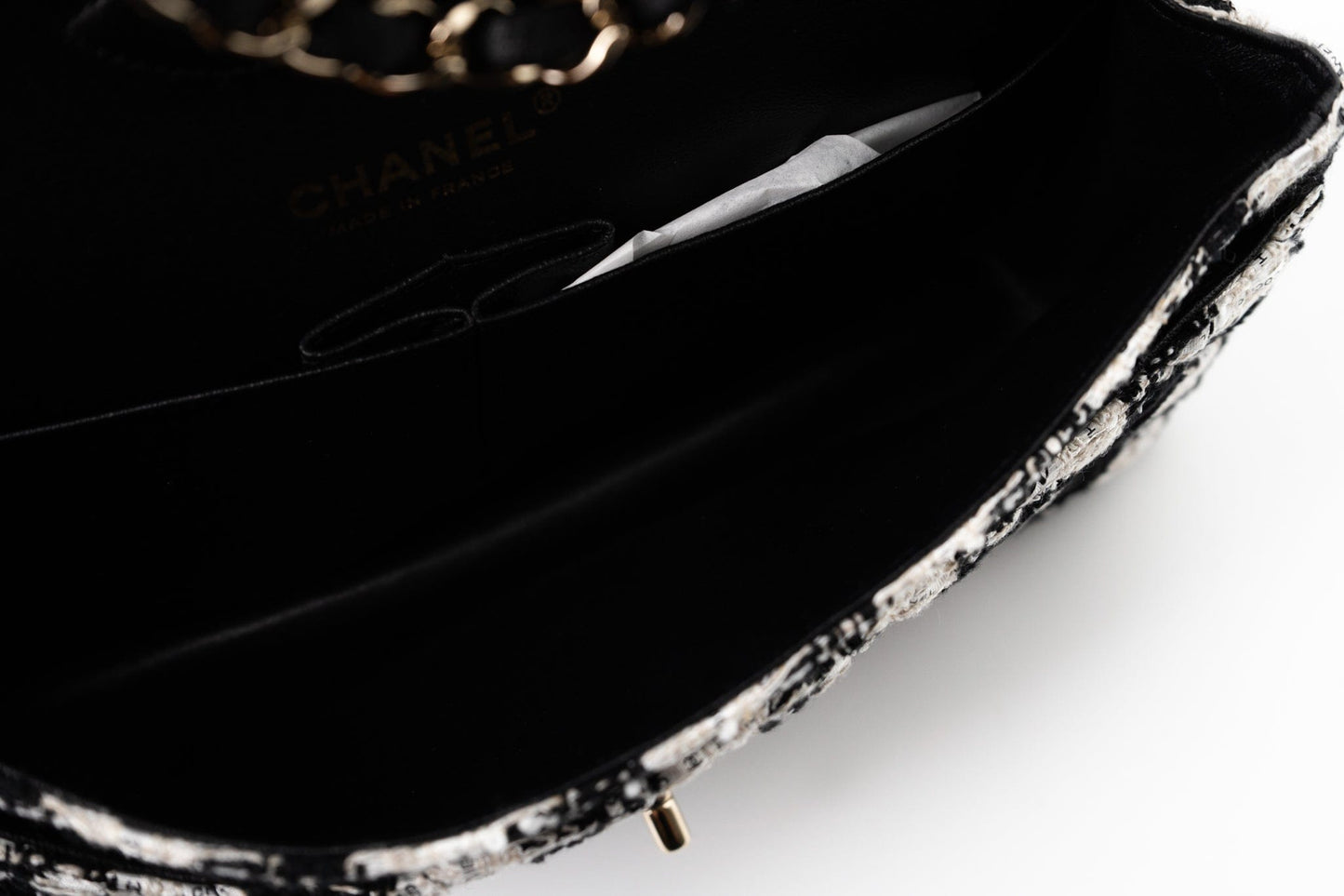 20S Ecru Black & White Tweed Quilted Medium Classic Flap LGHW