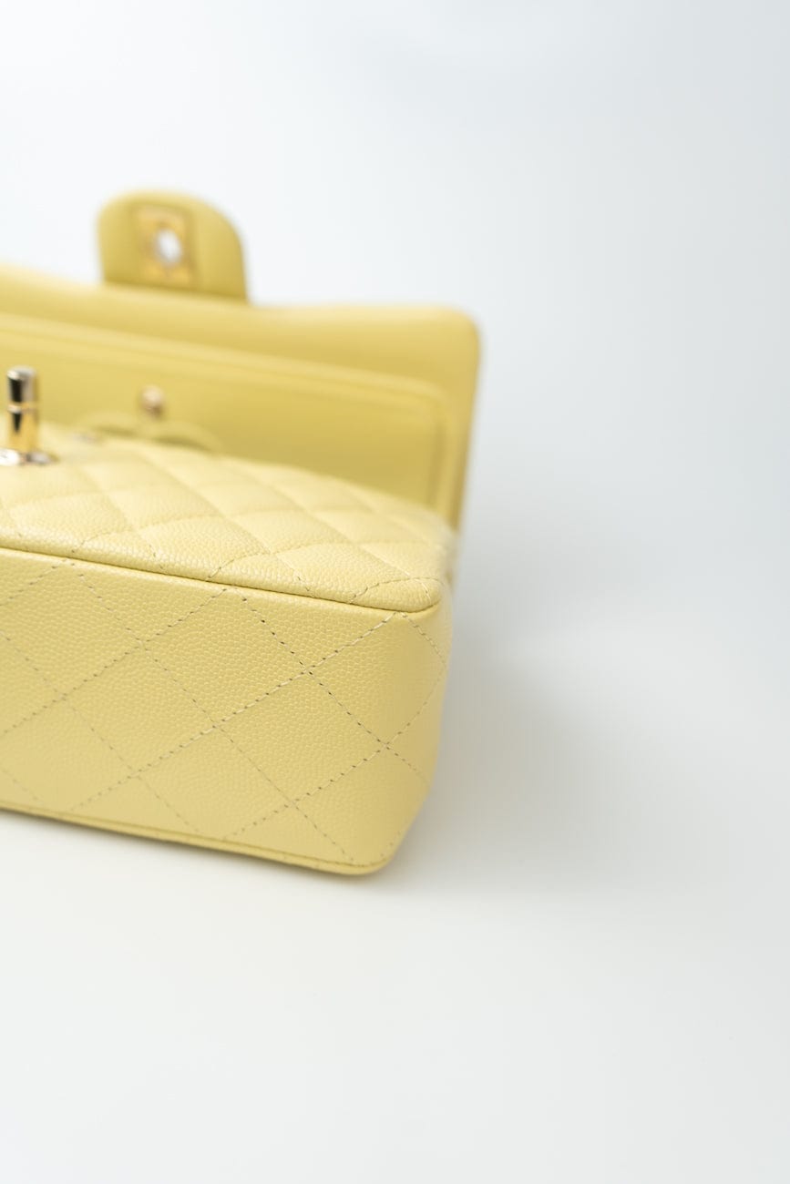 20S Yellow Caviar Quilted Classic Flap Small Light Gold Hardware