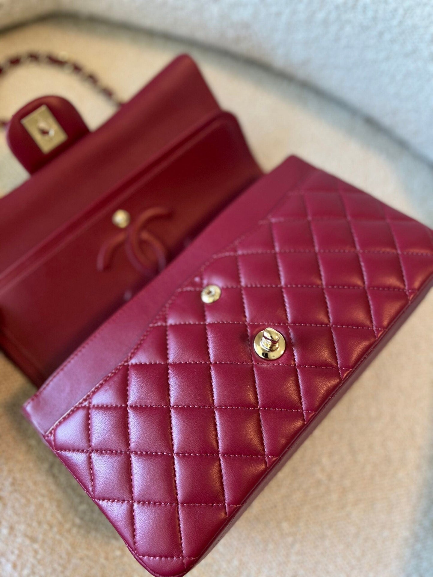 21A Burgundy Lambskin Quilted Classic Flap Medium LGHW