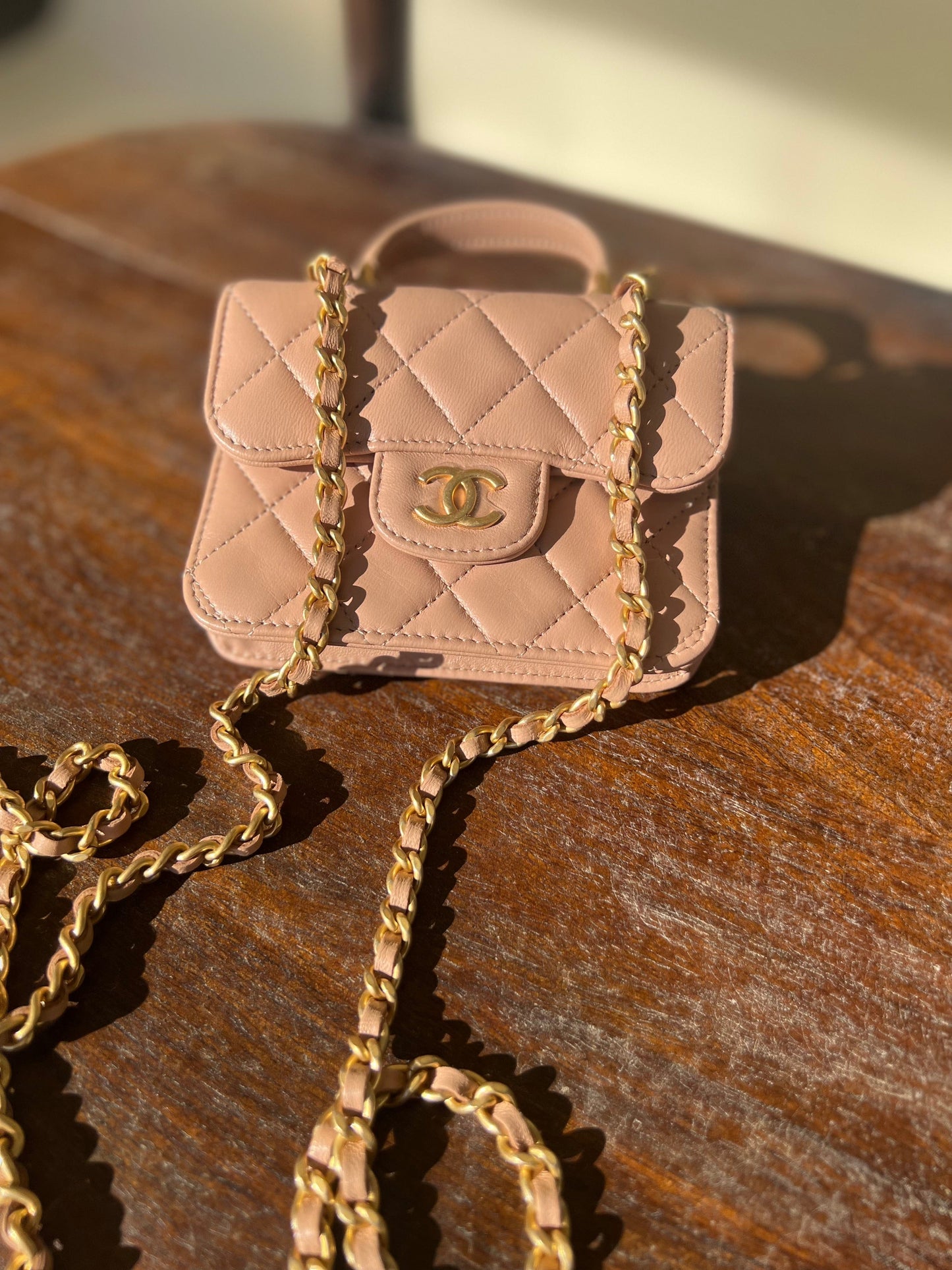 21K Beige Micro Lambskin Quilted Top Handle Flap Coin Purse with Chain