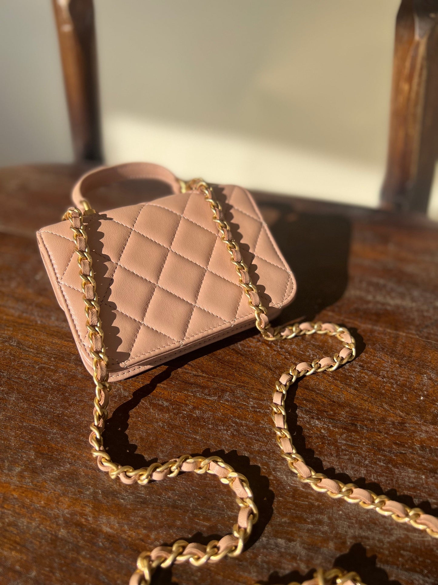 21K Beige Micro Lambskin Quilted Top Handle Flap Coin Purse with Chain