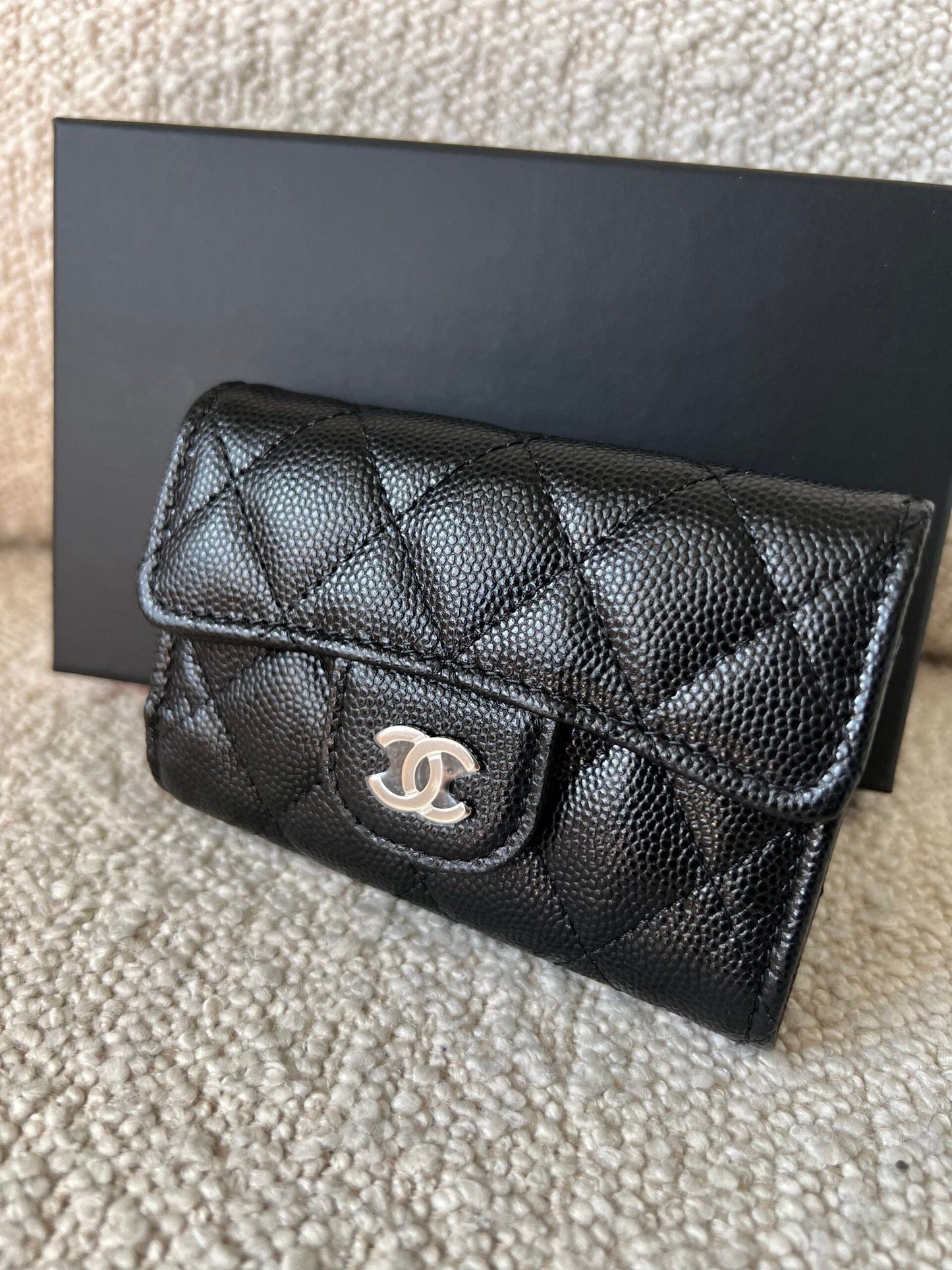 21K Black Caviar Quilted Key Holder Wallet Silver Hardware