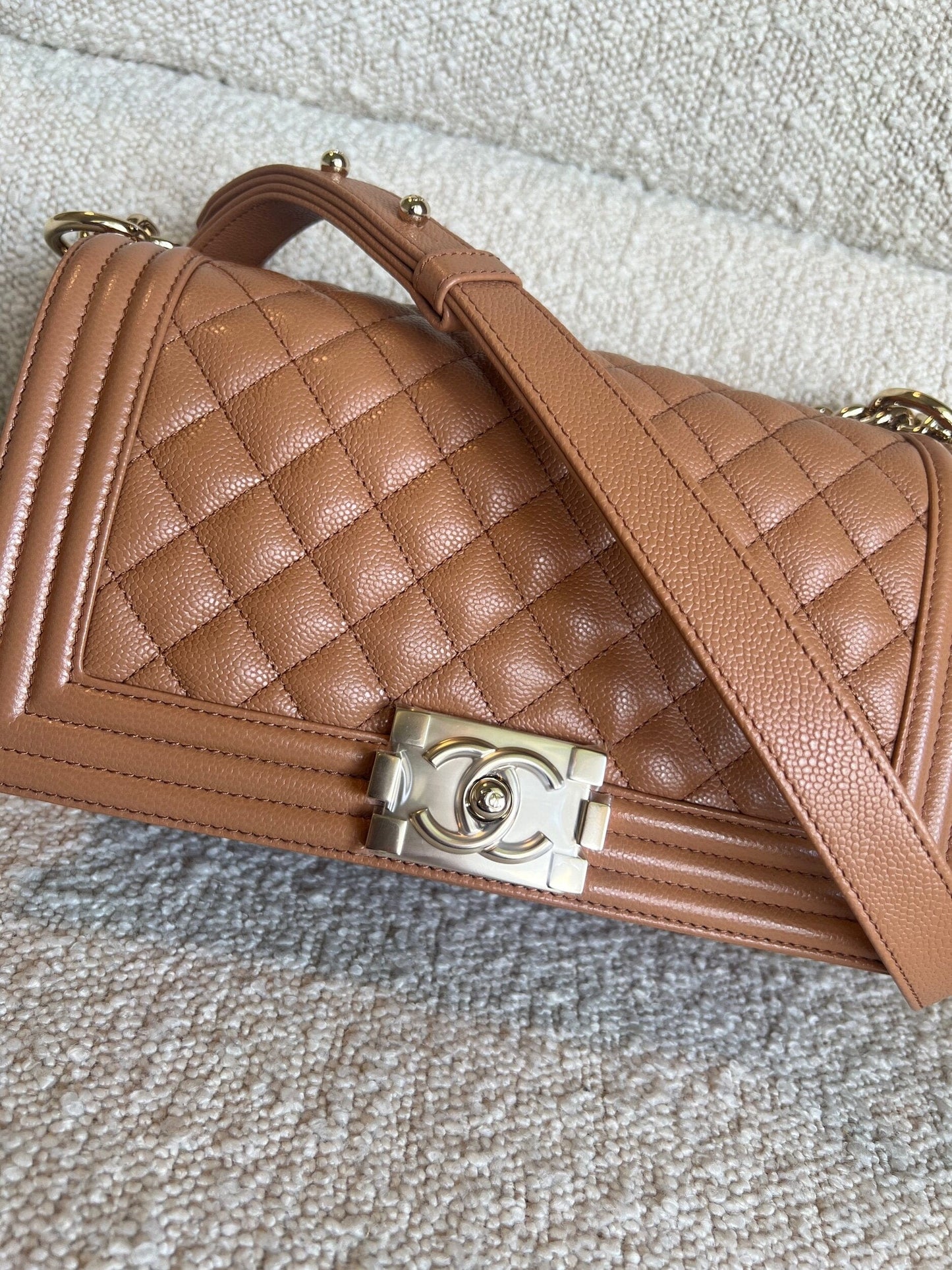 21K Caramel Caviar Quilted Old Medium Boy Bag LGHW