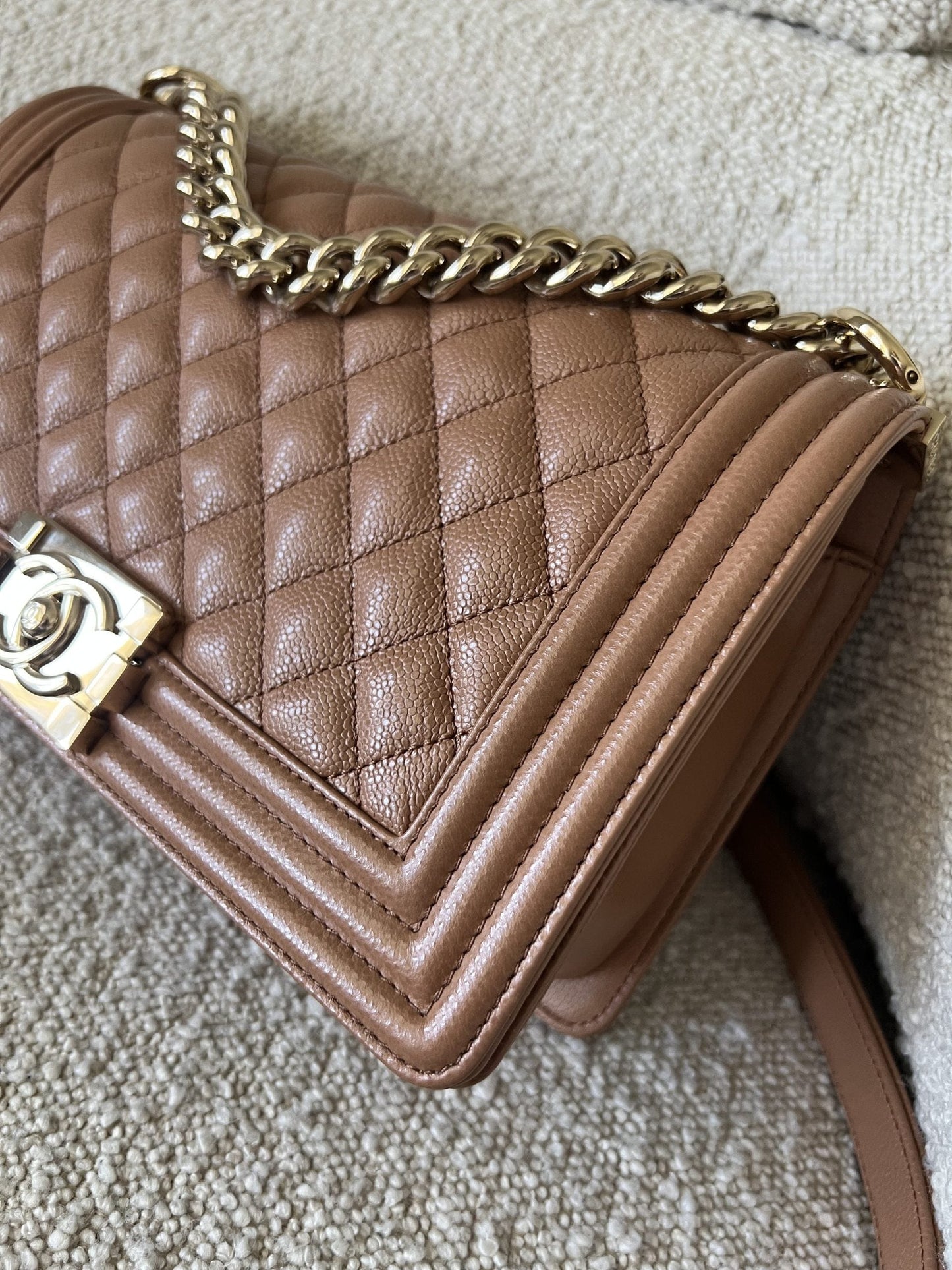 21K Caramel Caviar Quilted Old Medium Boy Bag LGHW -