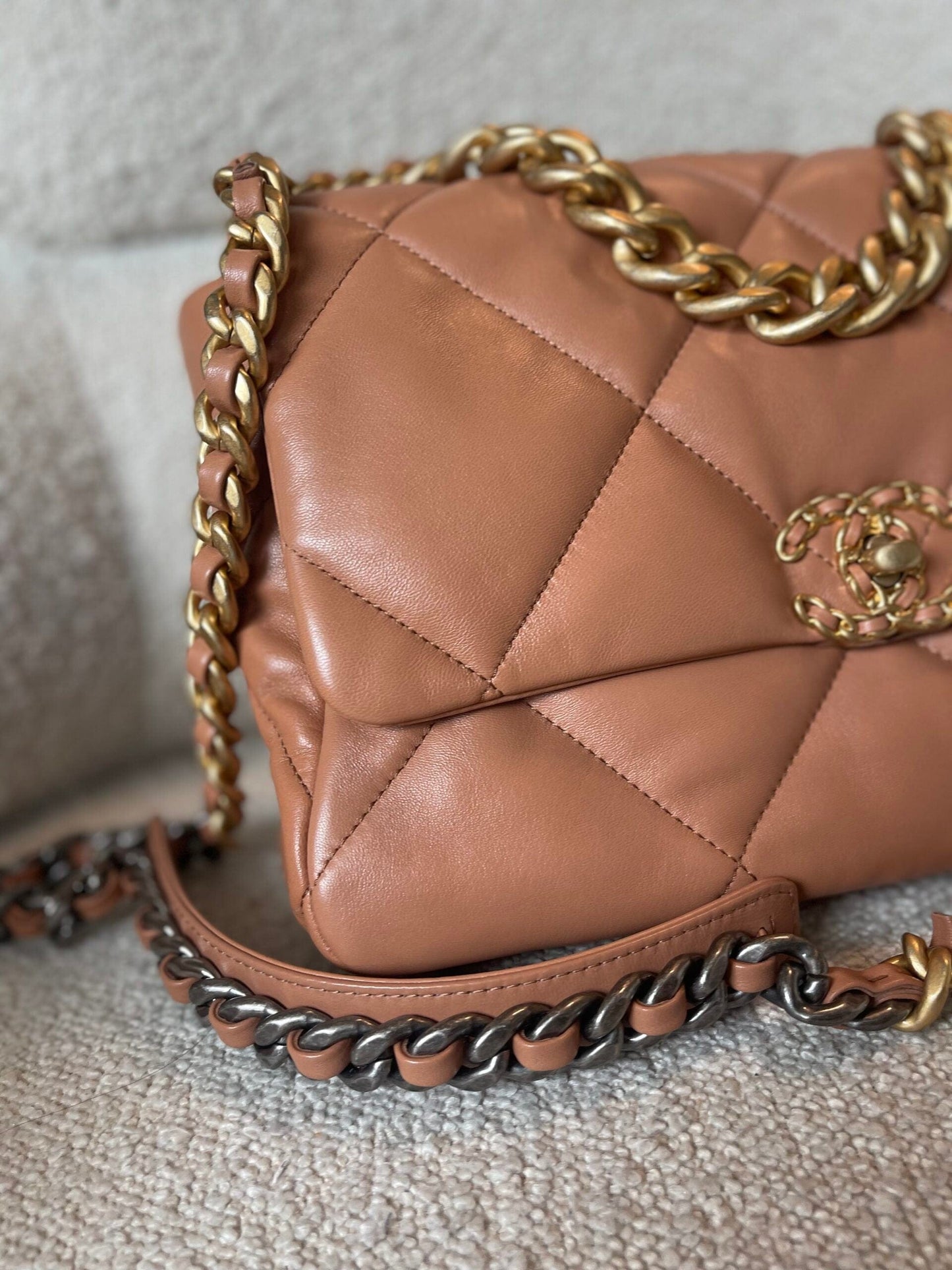 21K Caramel Lambskin Quilted 19 Flap Large Mixed Hardware