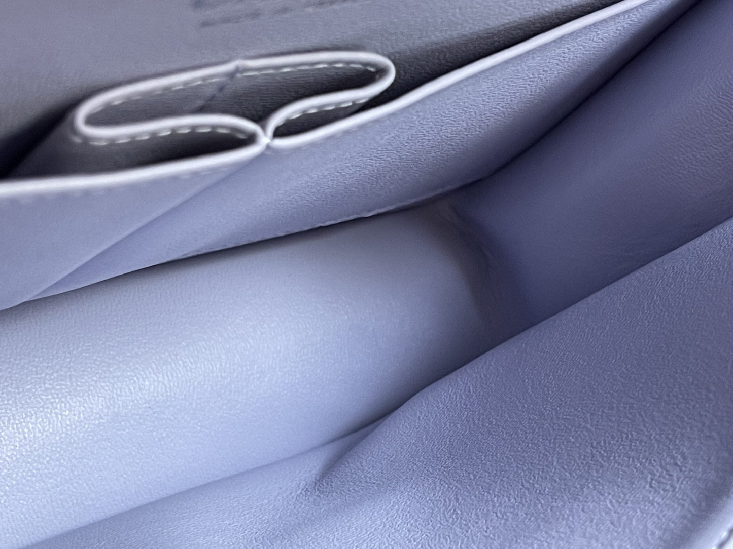 21K Lavender Caviar Quilted Classic Flap Medium SHW