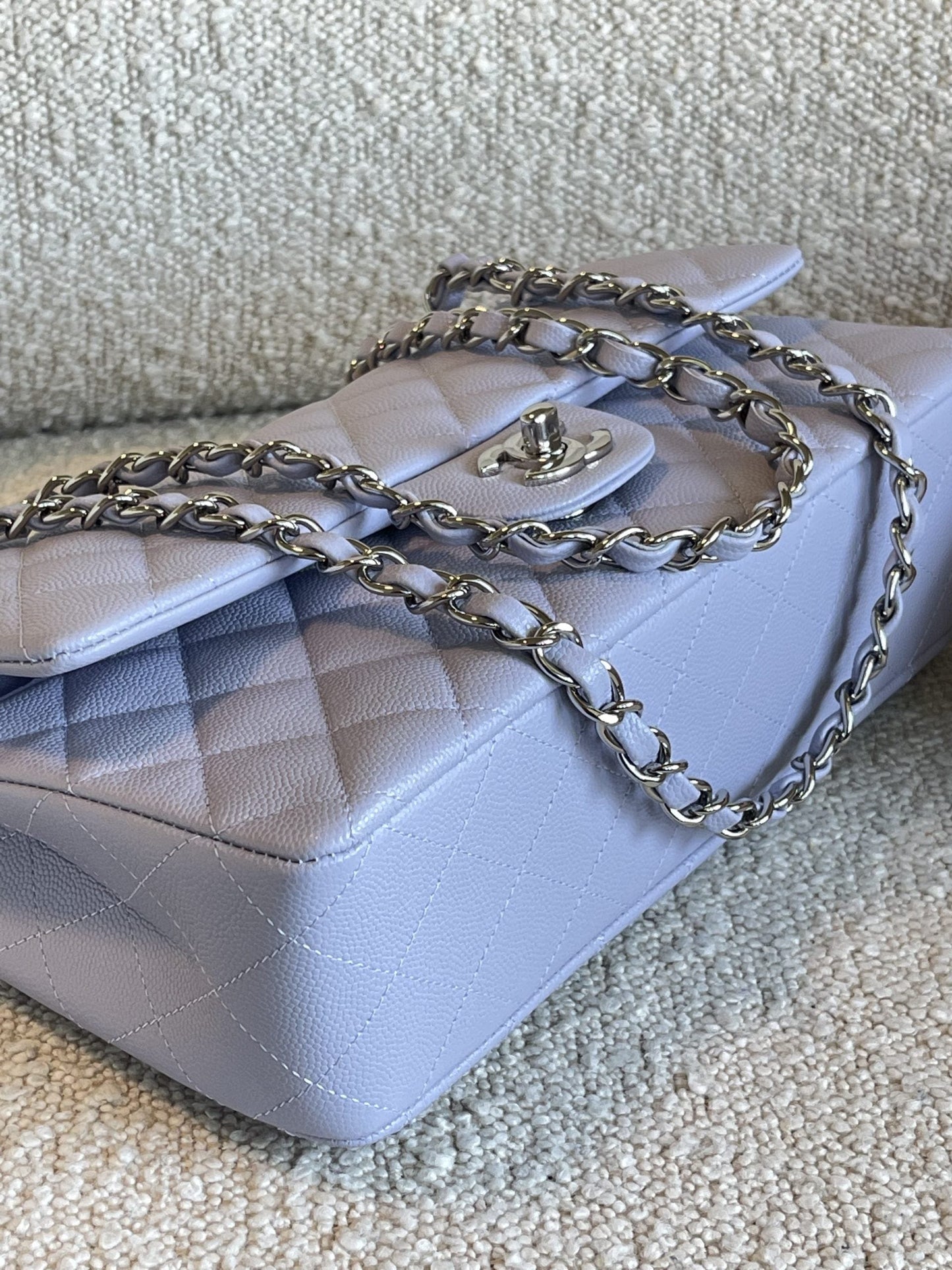 21K Lavender Caviar Quilted Classic Flap Medium SHW