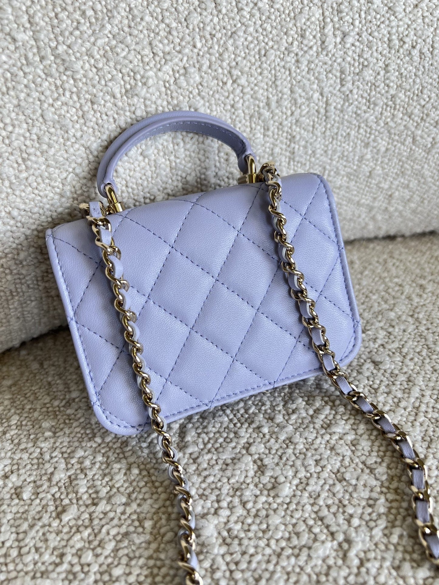 21K Lavender Lambskin Quilted Micro Coin Purse with Chain LGHW