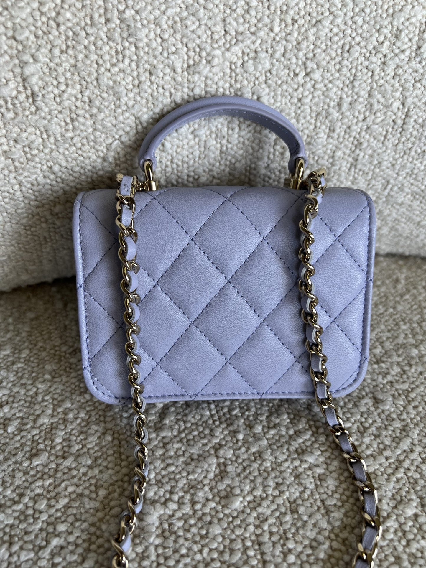 21K Lavender Lambskin Quilted Micro Coin Purse with Chain LGHW