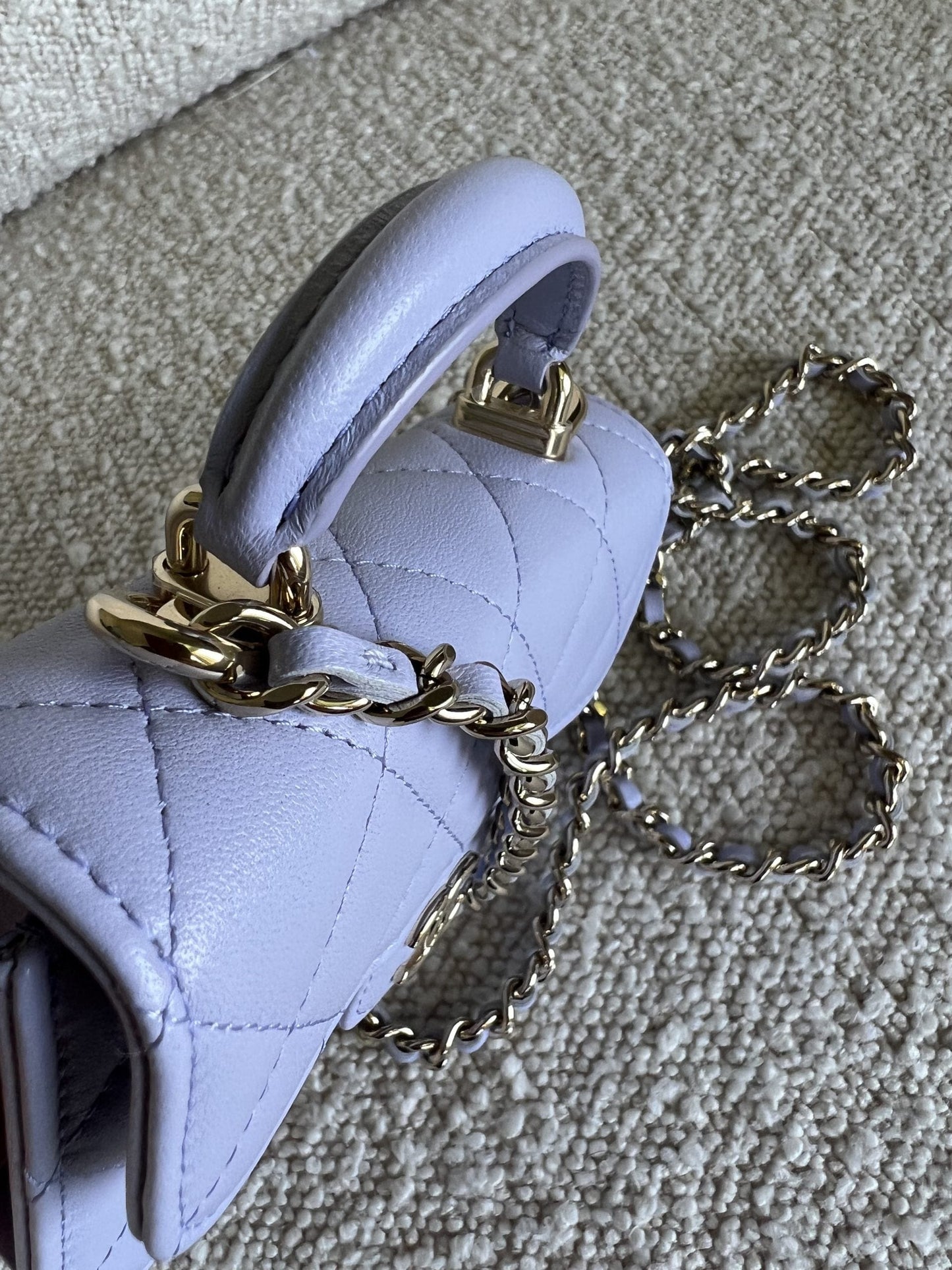 21K Lavender Lambskin Quilted Micro Coin Purse with Chain LGHW