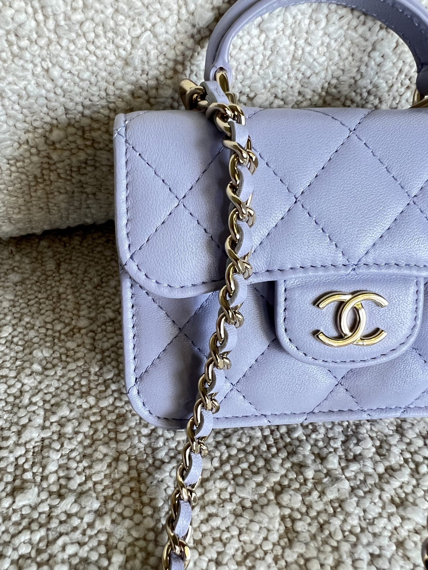 21K Lavender Lambskin Quilted Micro Coin Purse with Chain LGHW