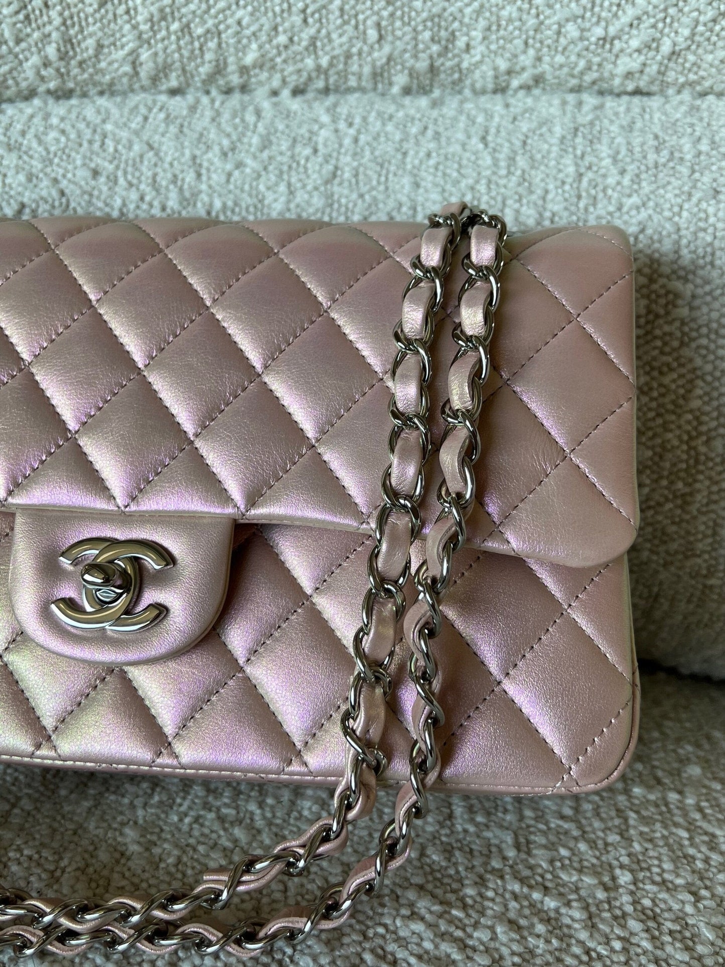 21K Medium Pink Iridescent Lambskin Quilted Classic Flap SHW