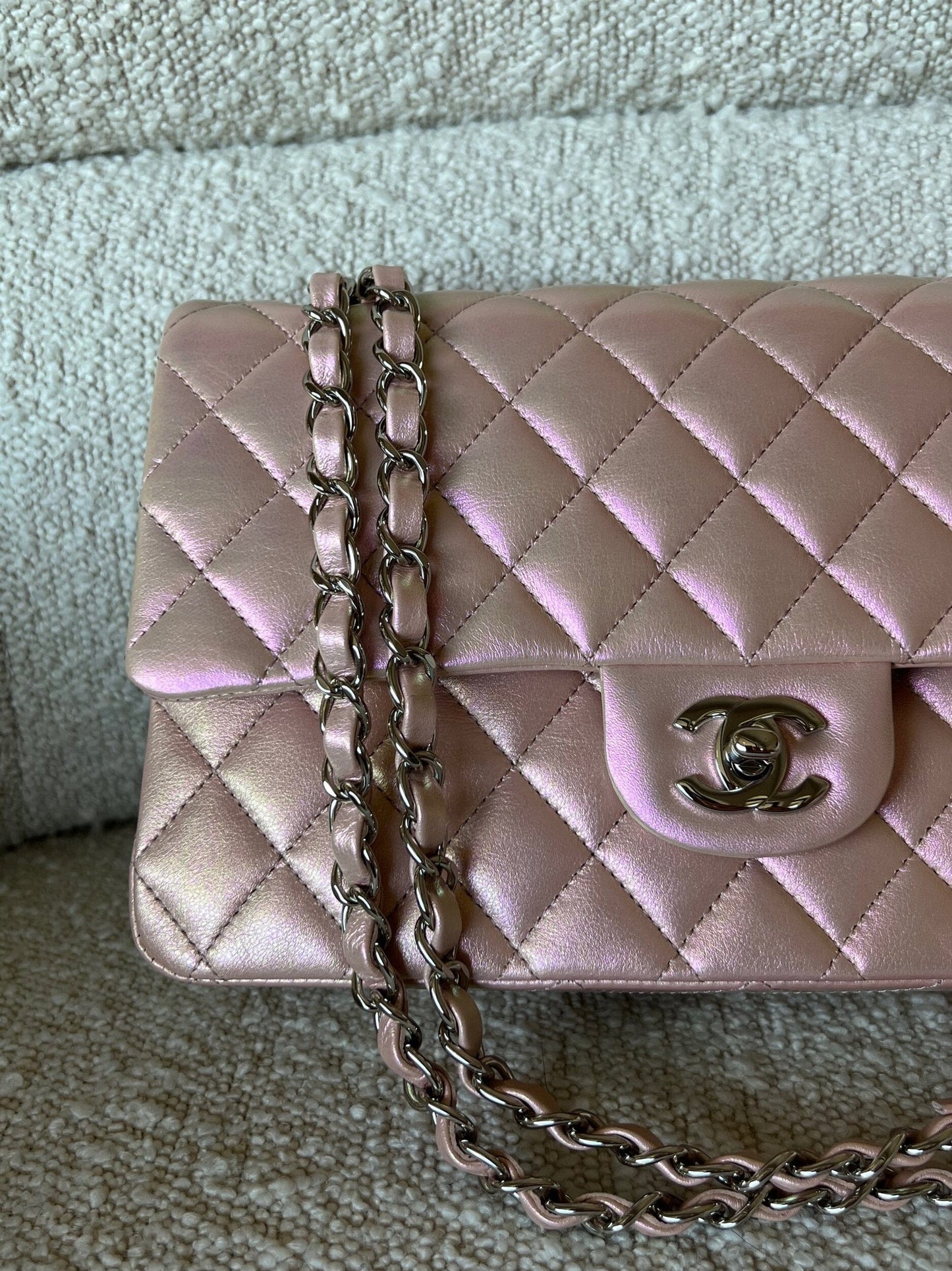 21K Medium Pink Iridescent Lambskin Quilted Classic Flap SHW