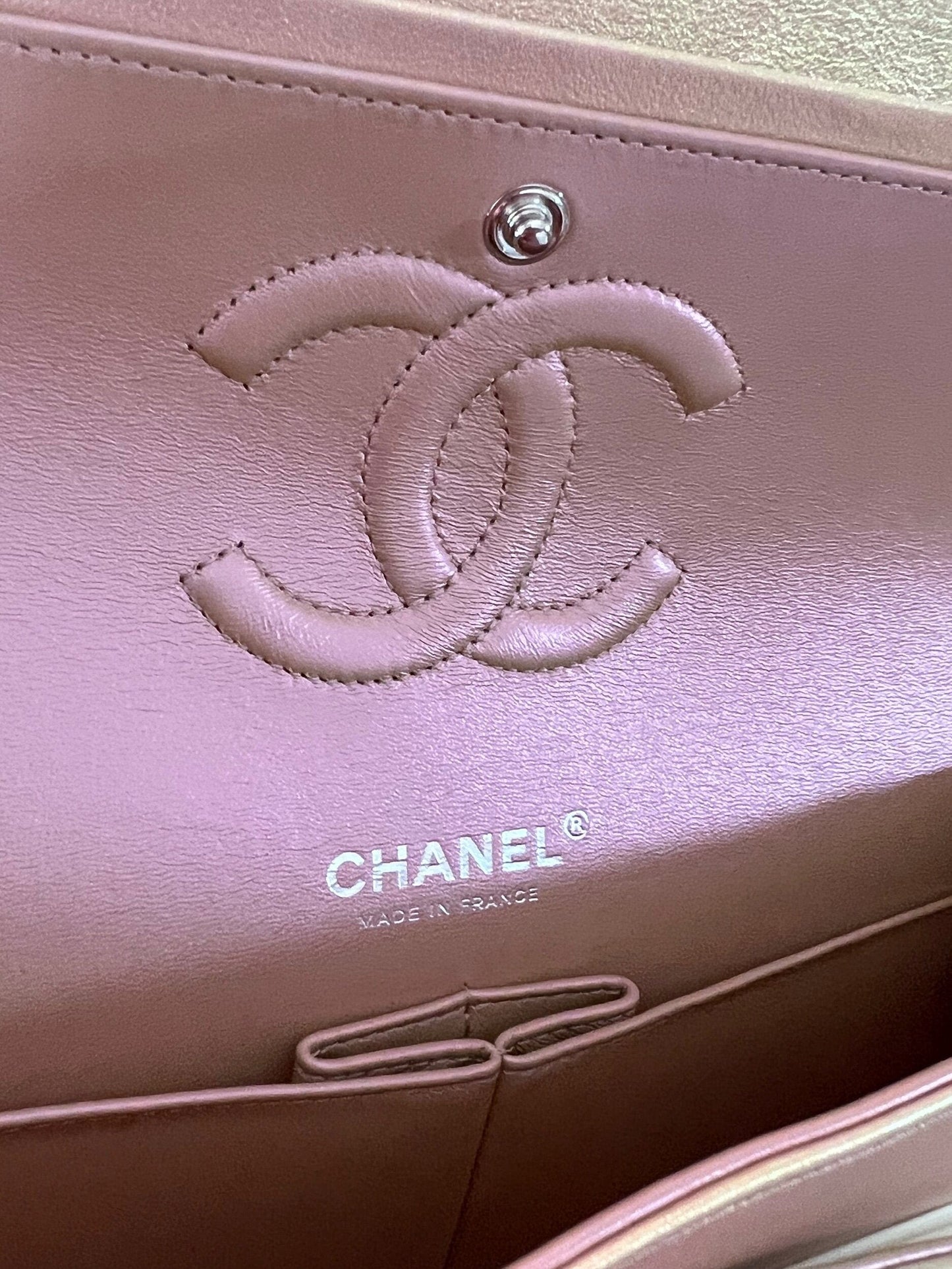 21K Medium Pink Iridescent Lambskin Quilted Classic Flap SHW