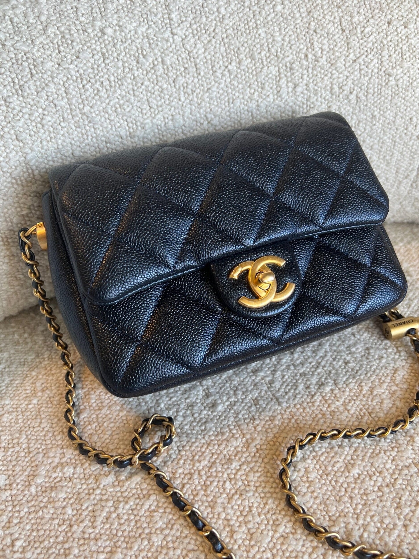 21K My Perfect Bag Iridescent Black Caviar Quilted AGHW