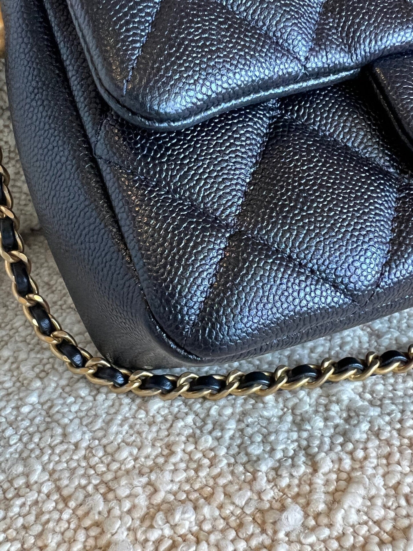 21K My Perfect Bag Iridescent Black Caviar Quilted AGHW