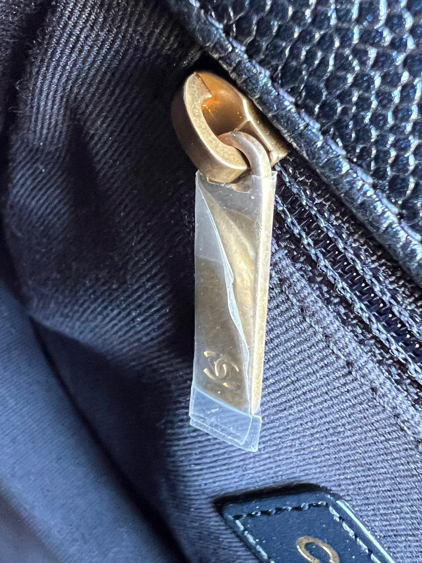 21K My Perfect Bag Iridescent Black Caviar Quilted AGHW