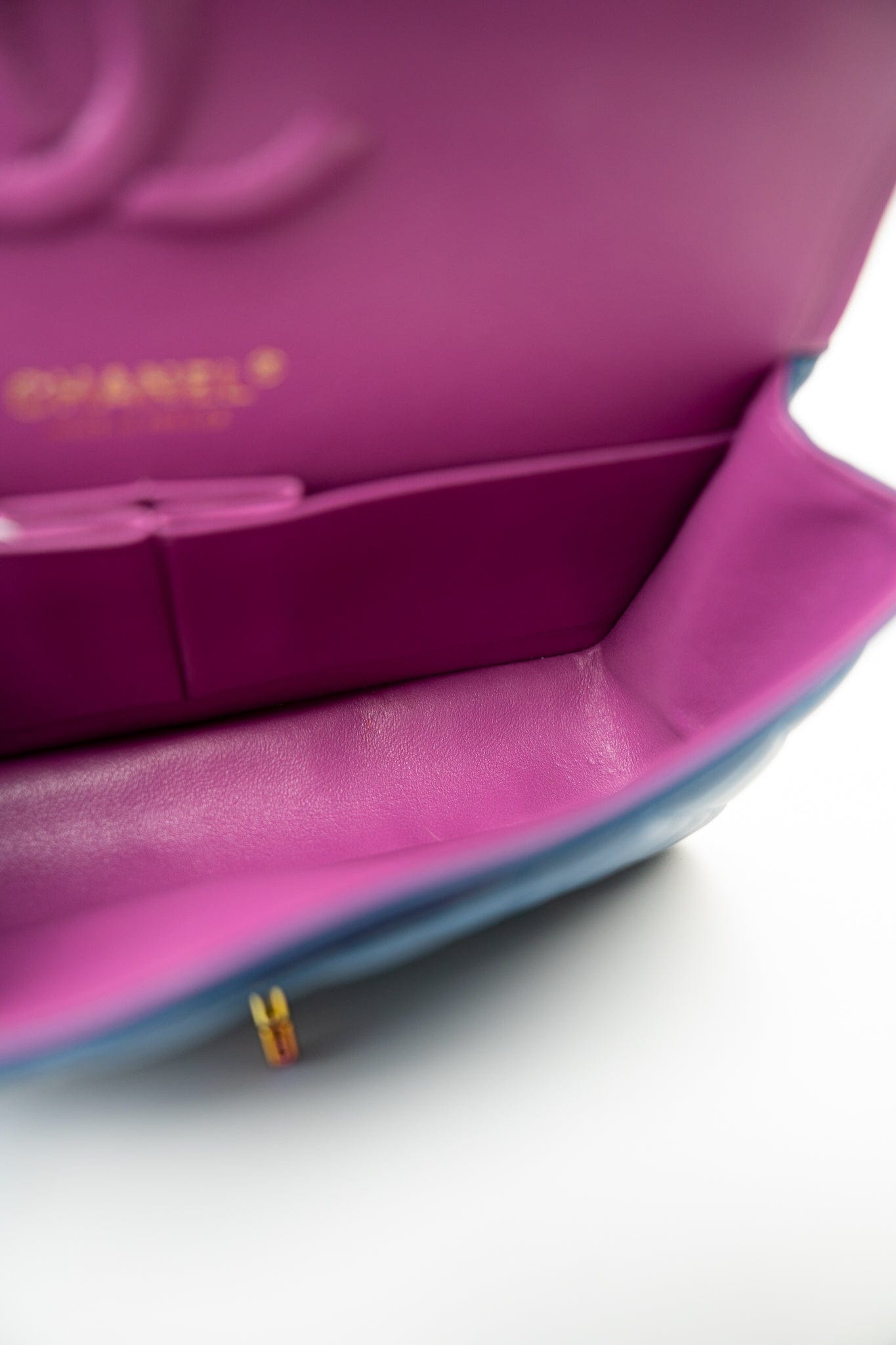 21P Blue Lambskin Quilted Classic Flap Medium Rainbow Hardware