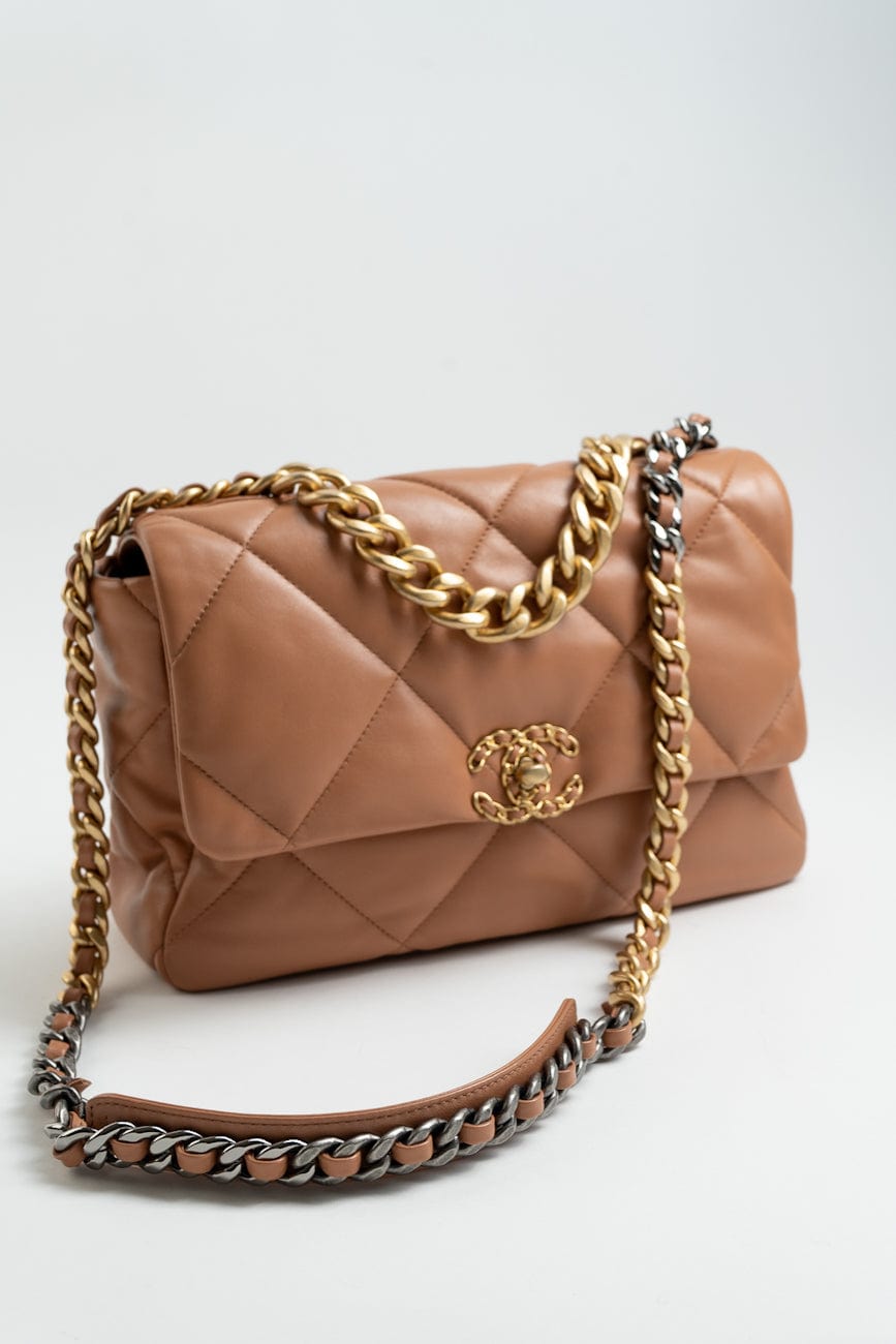 21P Caramel Lambskin Quilted 19 Flap Large Mixed Hardware
