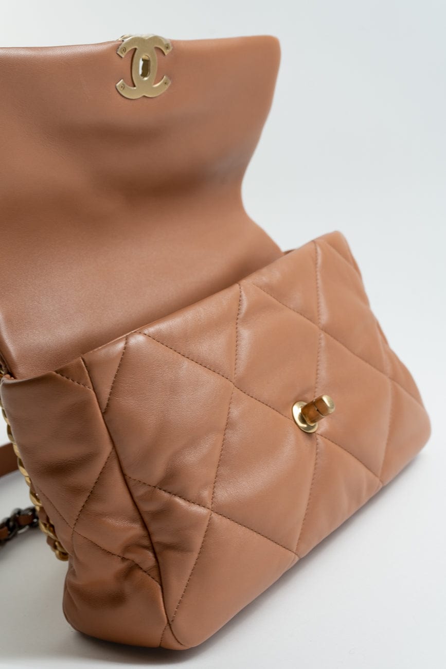 21P Caramel Lambskin Quilted 19 Flap Large Mixed Hardware