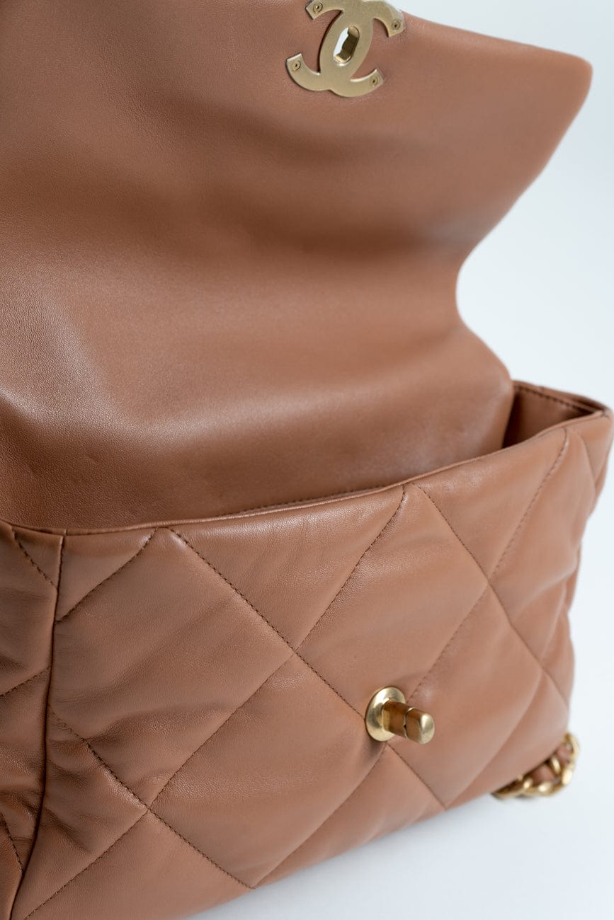 21P Caramel Lambskin Quilted 19 Flap Large Mixed Hardware