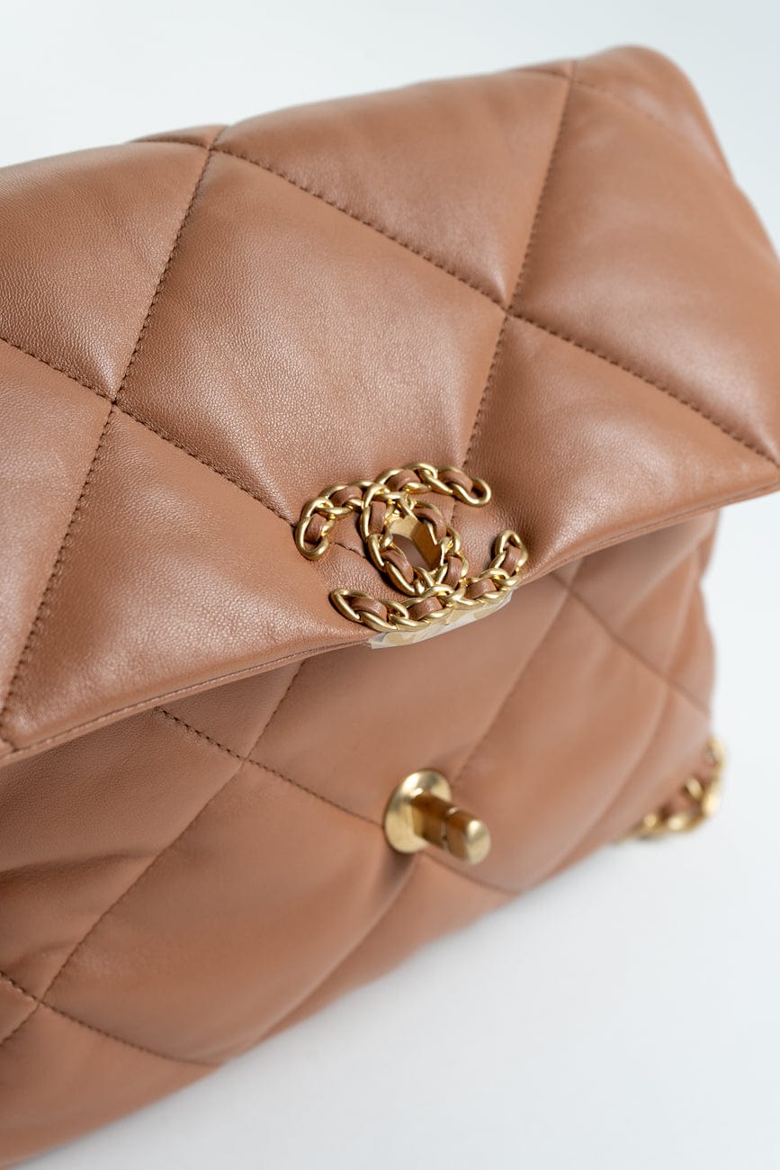 21P Caramel Lambskin Quilted 19 Flap Large Mixed Hardware
