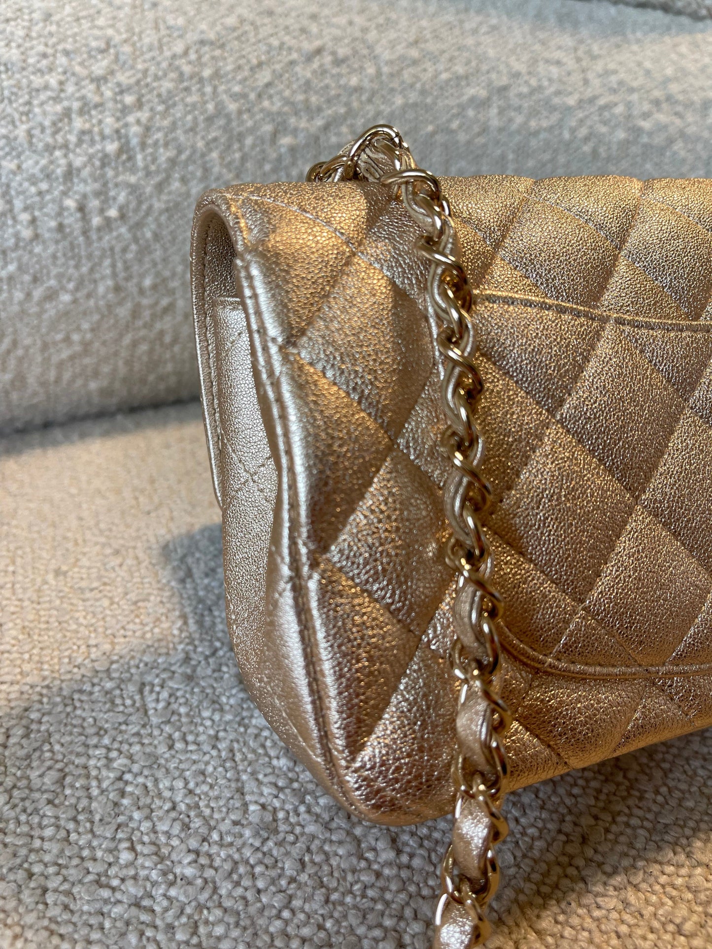 21P GOLD METALLIC CAVIAR QUILTED MINI RECTANGULAR SINGLE FLAP LIGHT GOLD HARDWARE