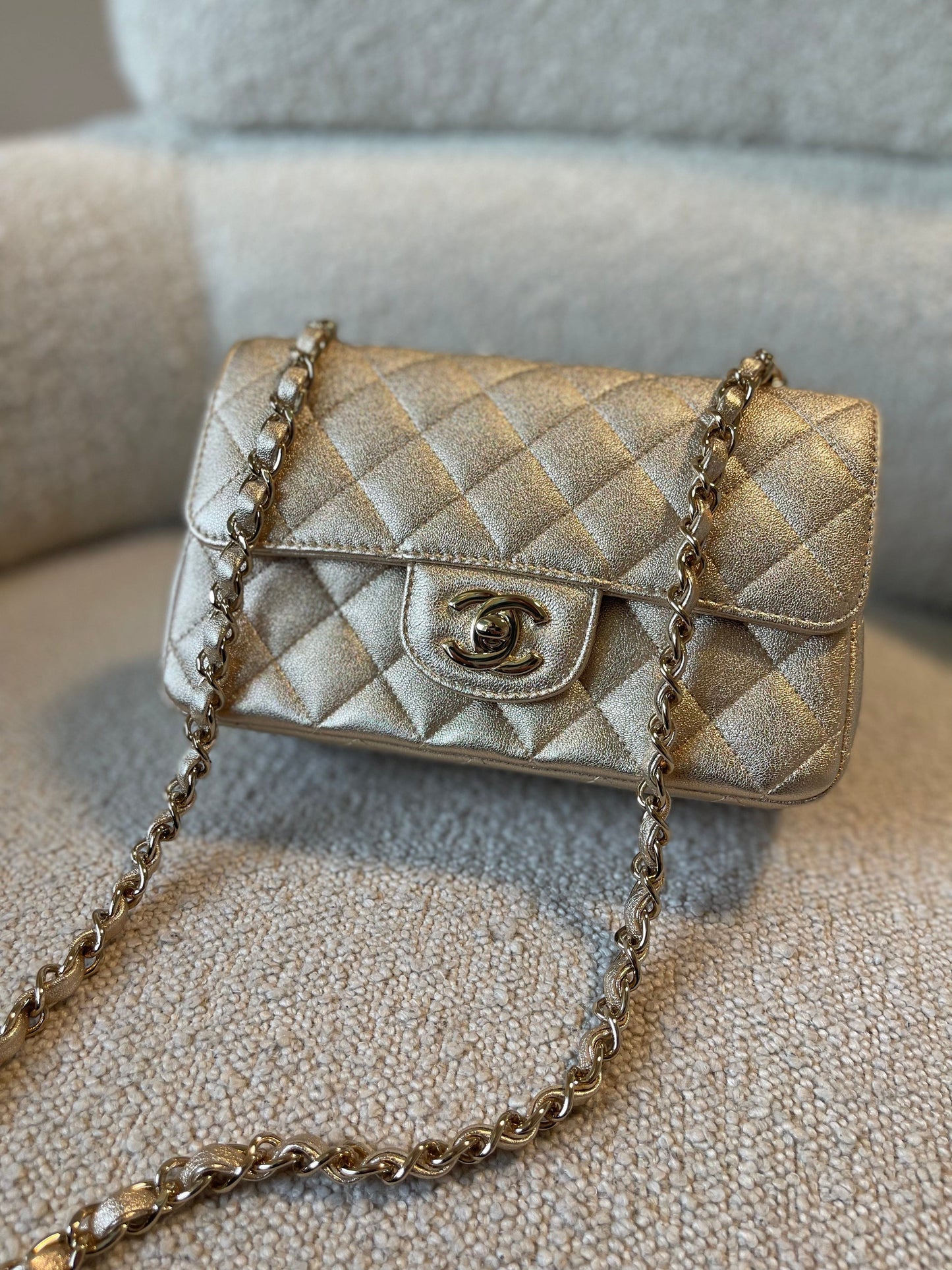 21P GOLD METALLIC CAVIAR QUILTED MINI RECTANGULAR SINGLE FLAP LIGHT GOLD HARDWARE